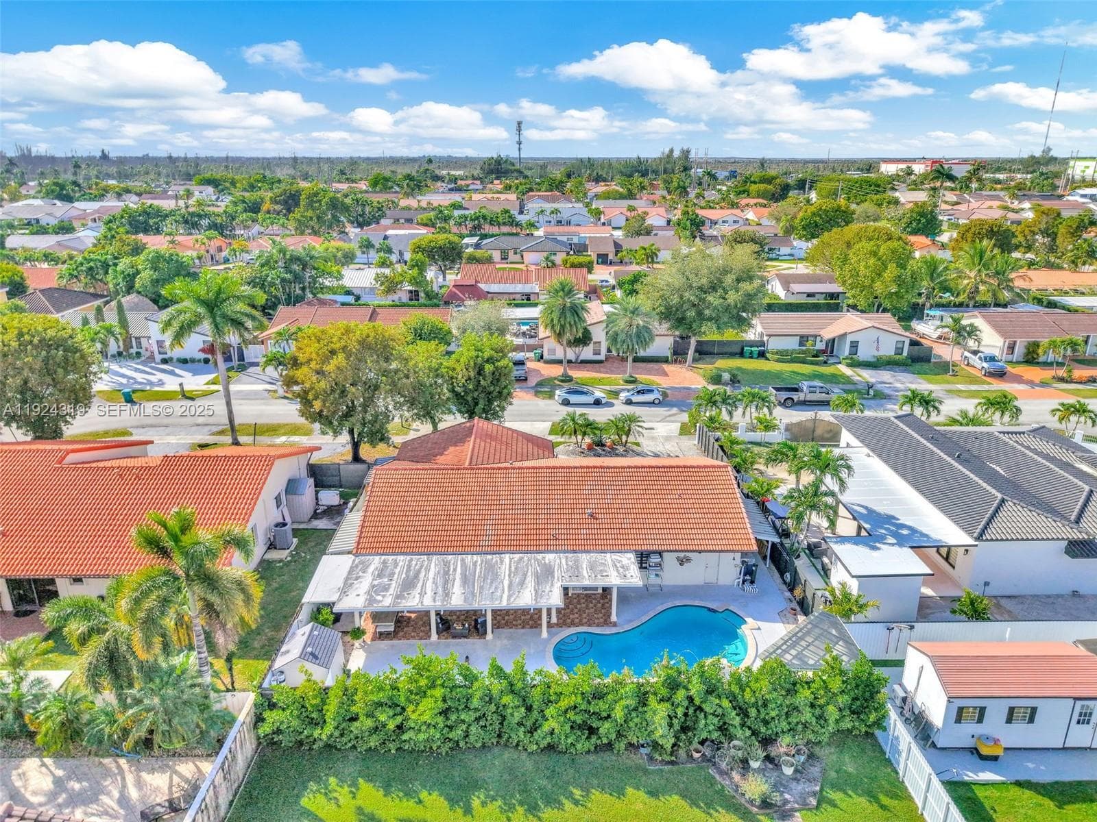 31 NW 133rd Pl, Miami FL 33182 — 29