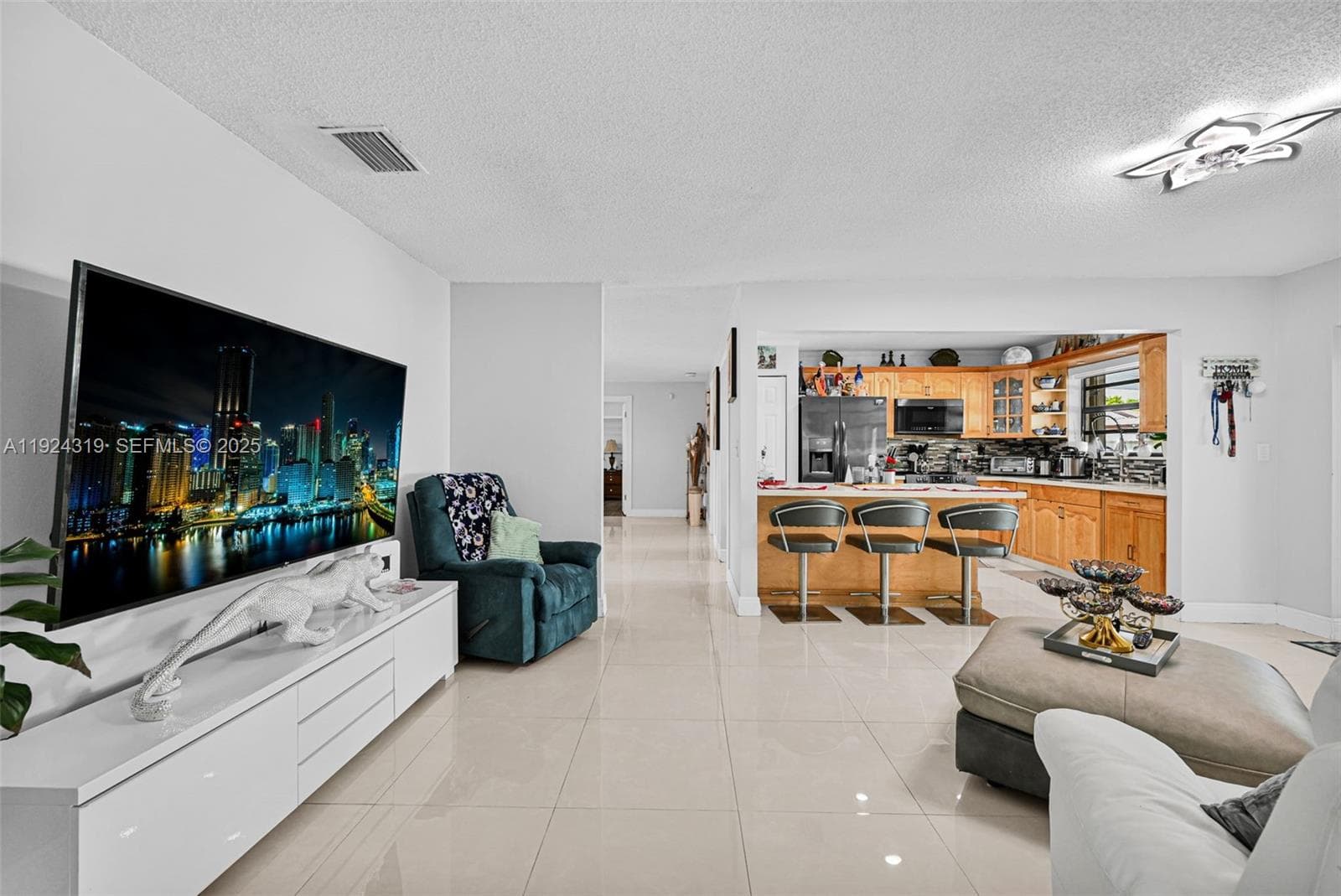 31 NW 133rd Pl, Miami FL 33182 — 8