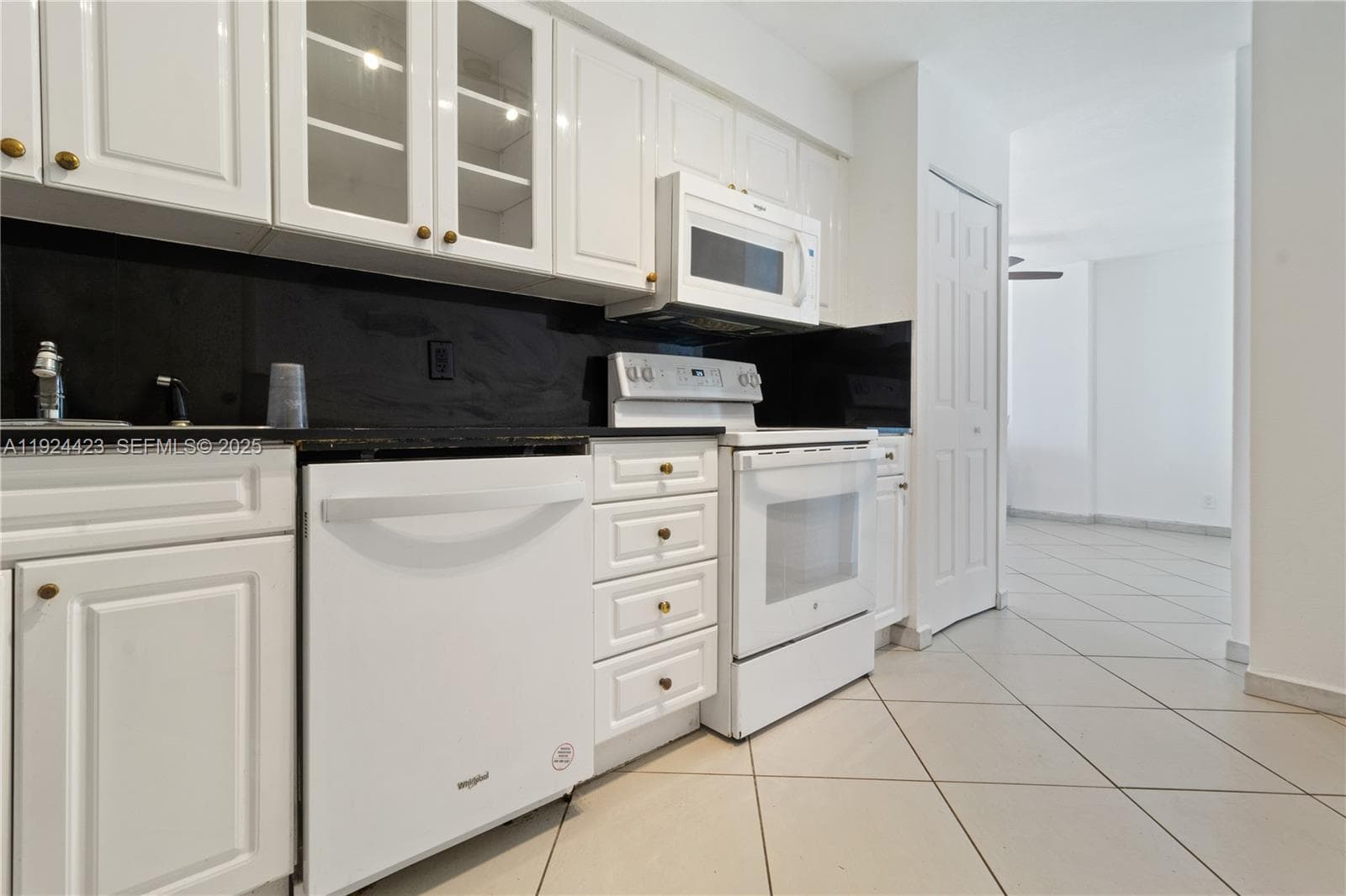 6770 Indian Creek Dr # 11B, Miami Beach FL 33141 — 9