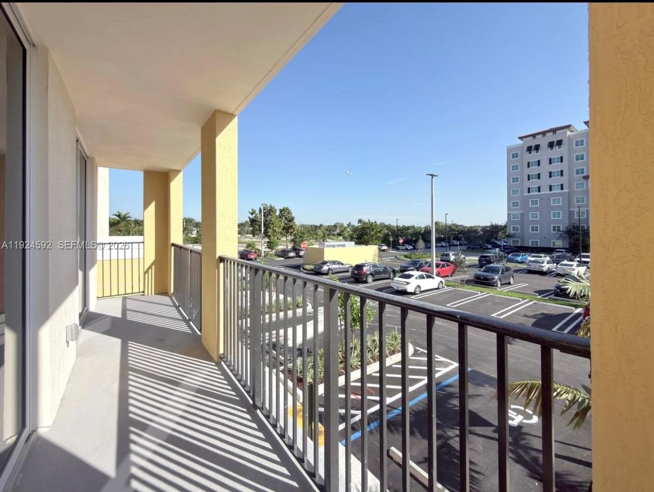 11239 NW 4th Ter # 610, Sweetwater FL 33172 — 11
