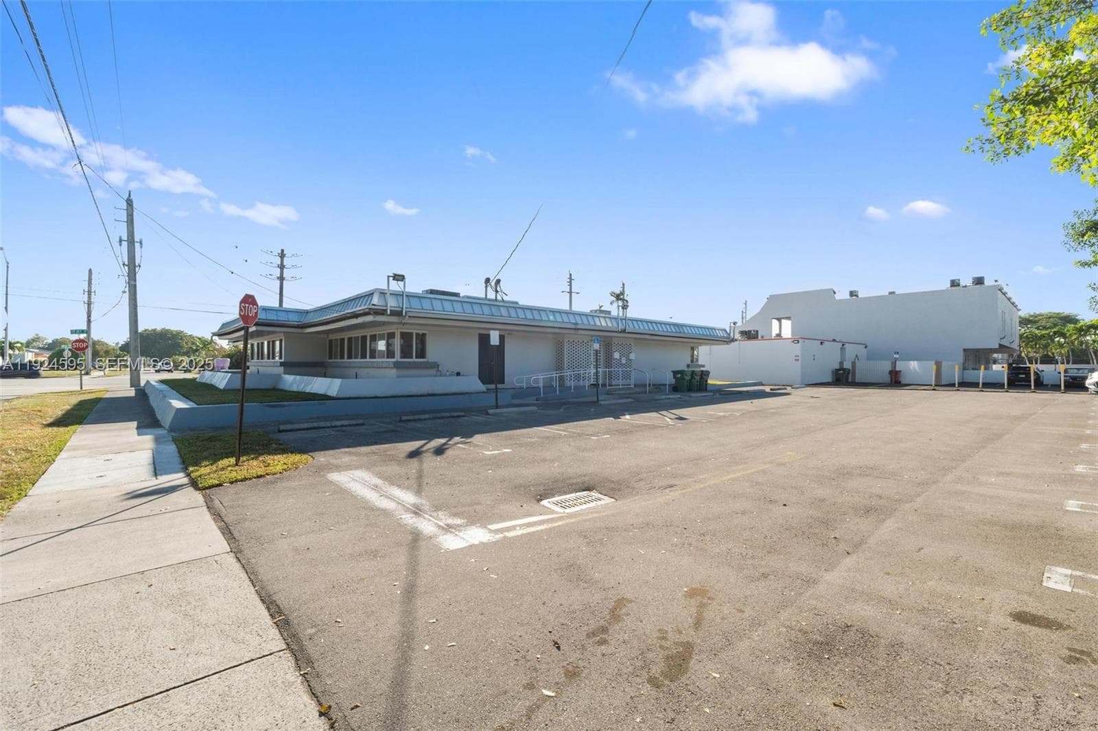 0000 SW 87th Ave, Miami FL 33165 — 24