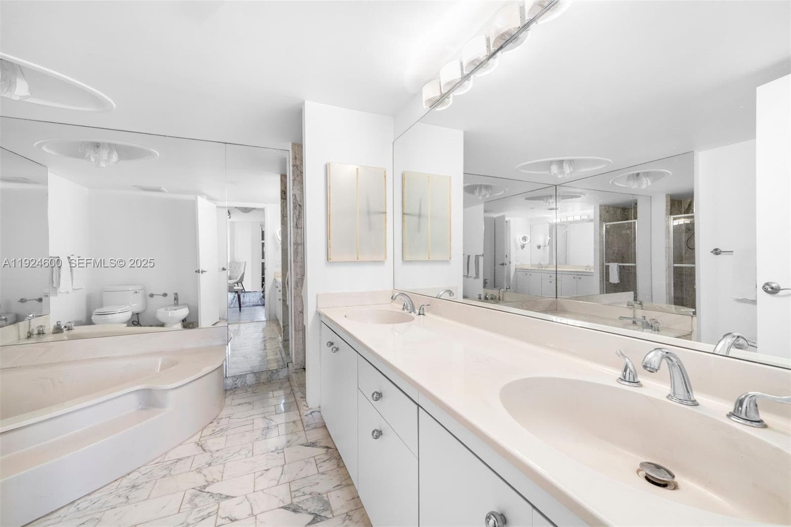 4000 Towerside Ter # 705, Miami FL 33138 — 22