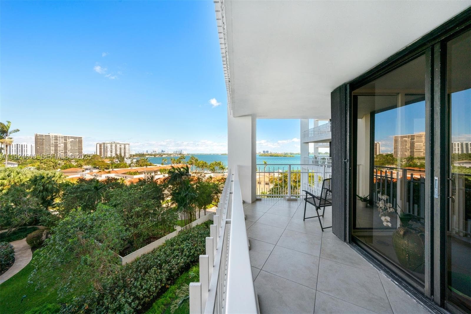 4000 Towerside Ter # 705, Miami FL 33138 — 30