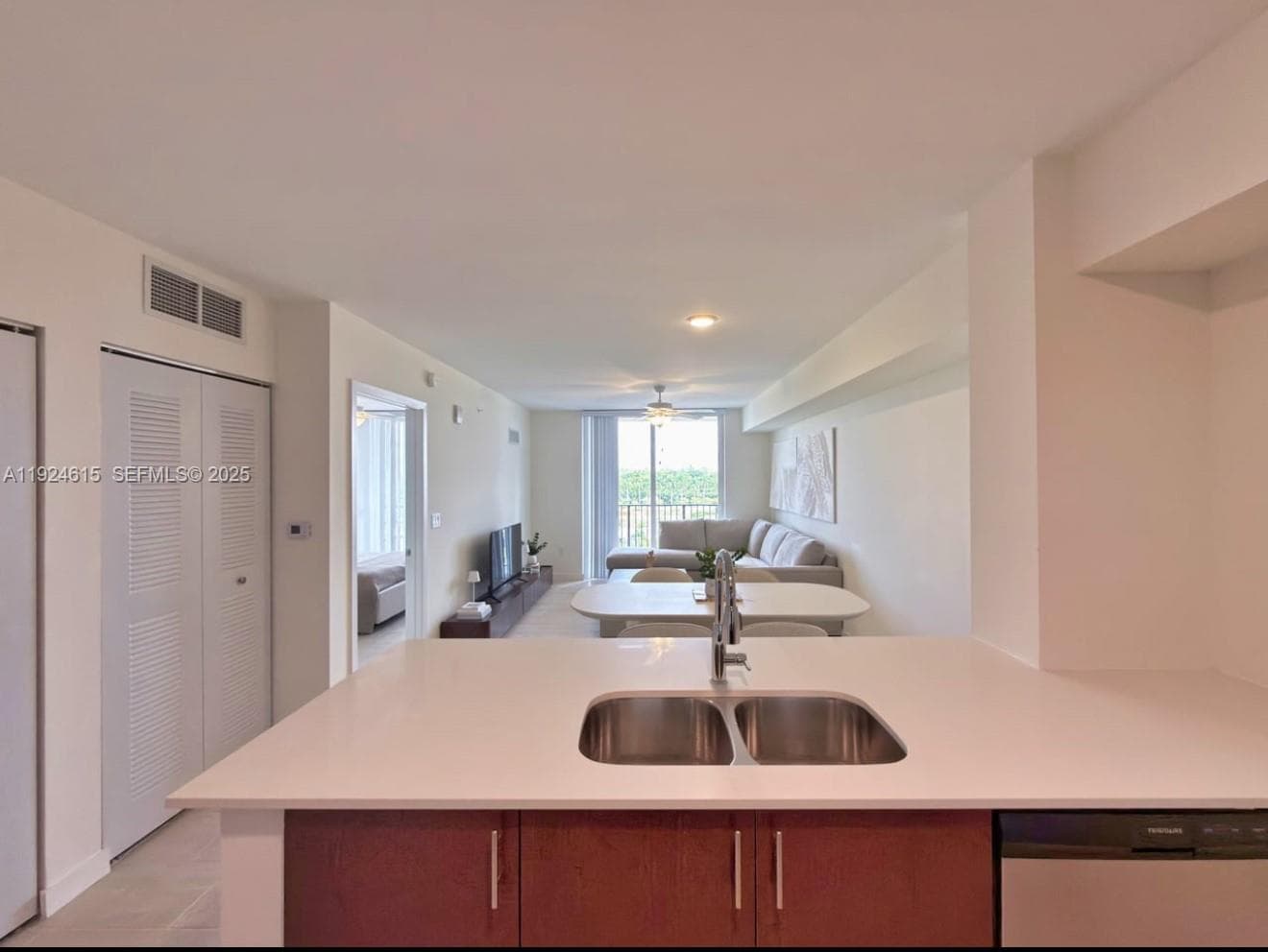 11239 NW 4th Ter # 305, Sweetwater FL 33172 — 16