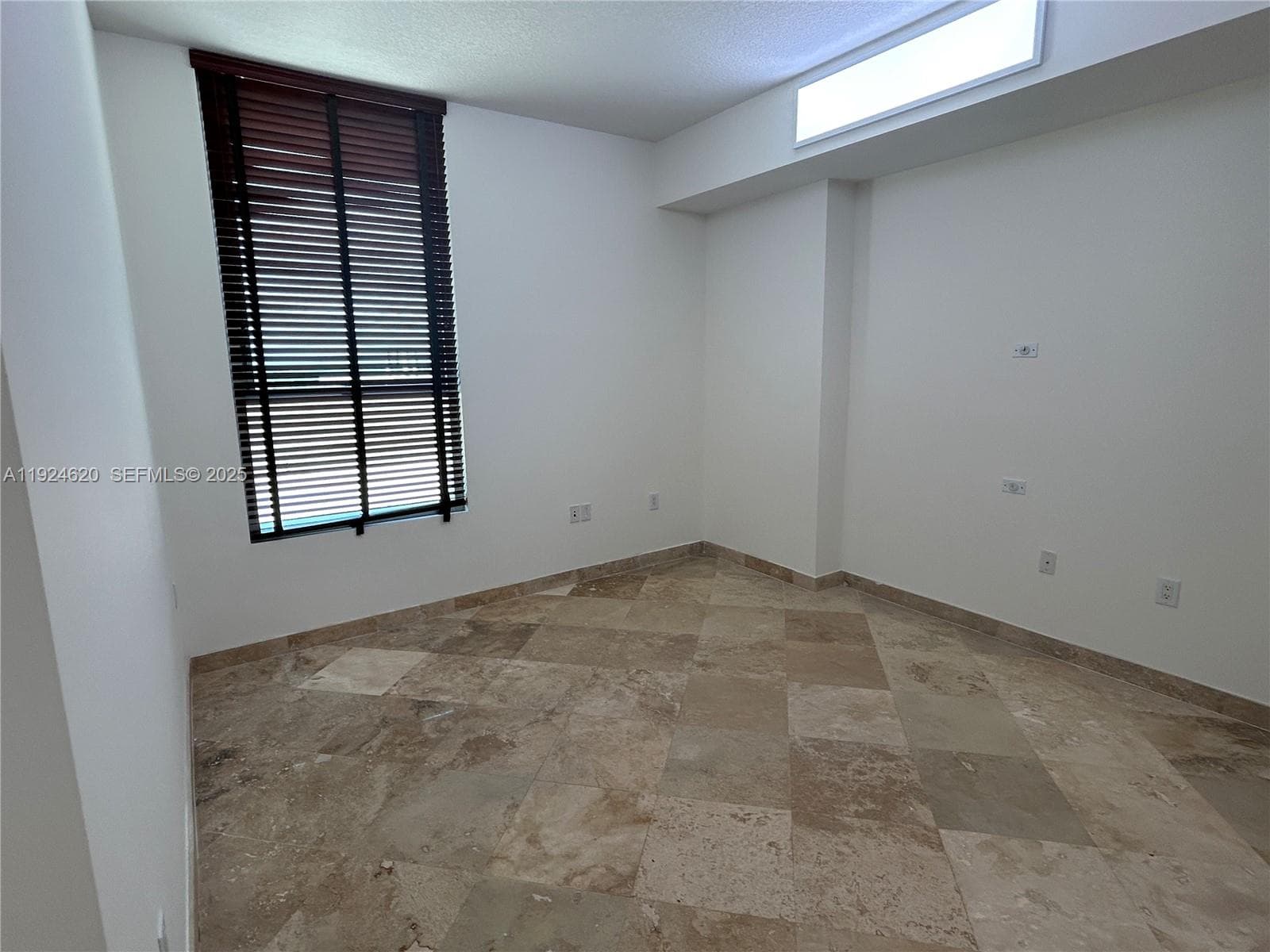 9055 SW 73 CT # 809, Miami FL 33156 — 23