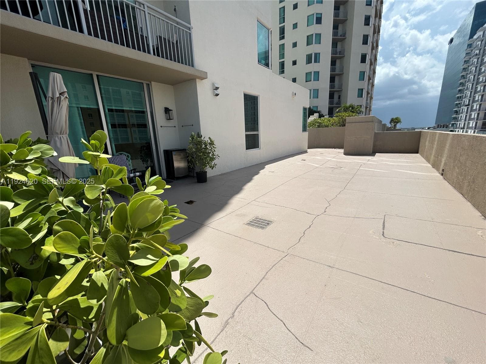 9055 SW 73 CT # 809, Miami FL 33156 — 36