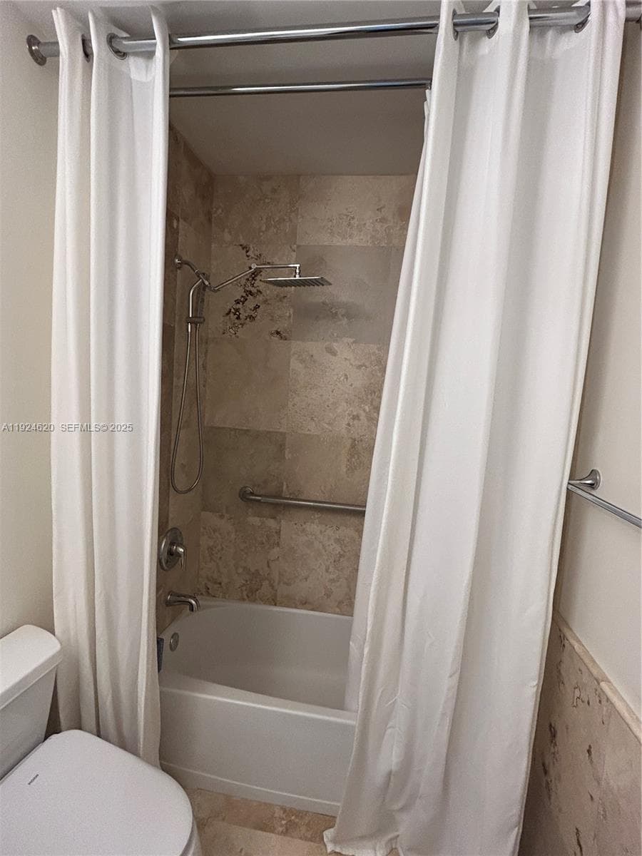 9055 SW 73 CT # 809, Miami FL 33156 — 32