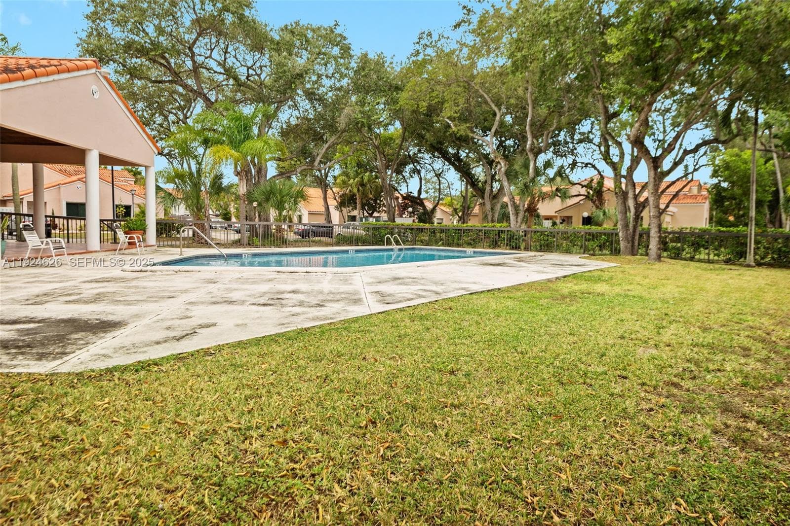 11840 SW 80th St # 526, Miami FL 33183 — 24