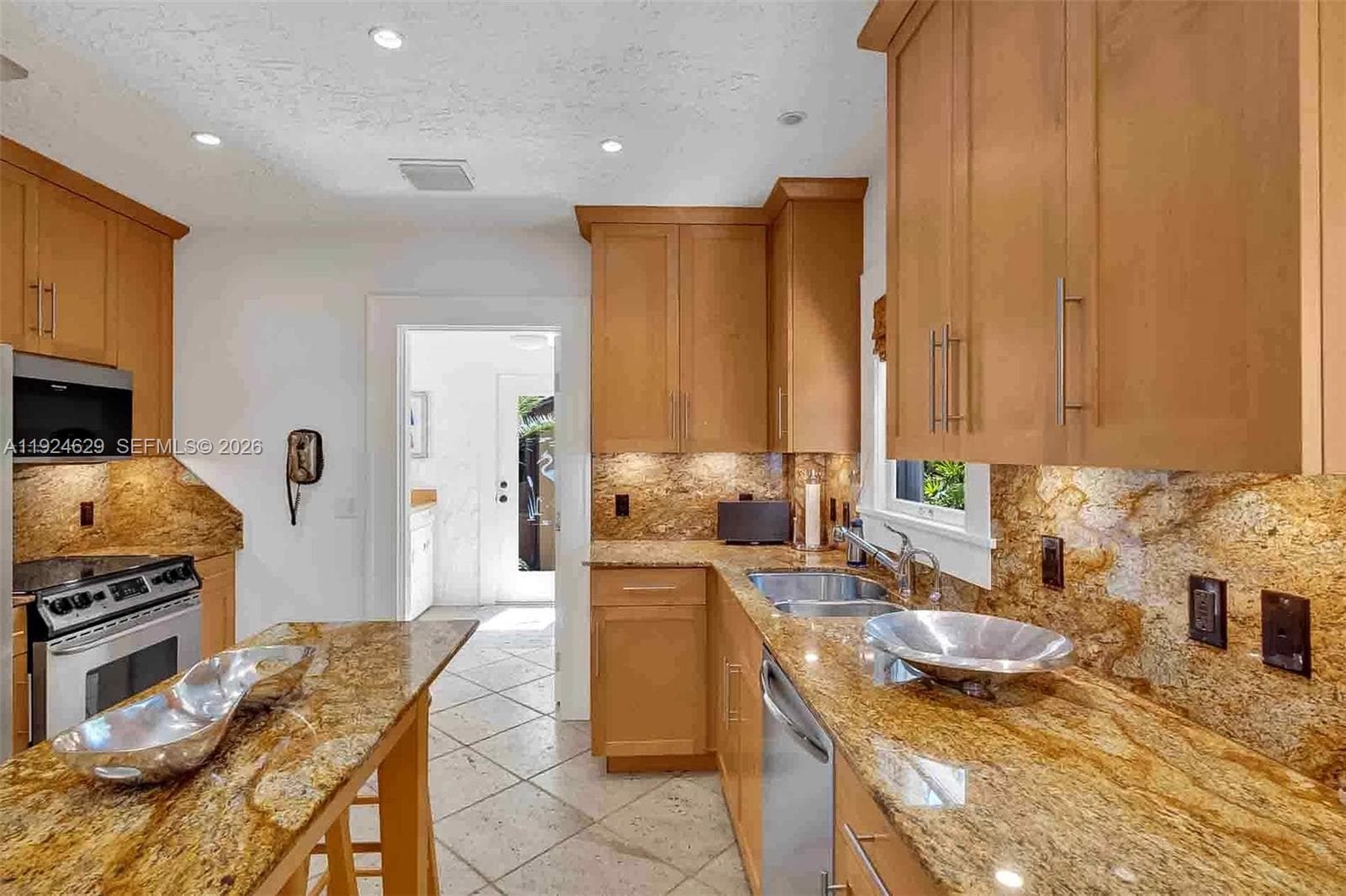 136 NE 101st St, Miami Shores FL 33138 — 31