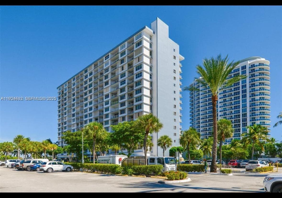 1865 79th St Cswy # 15G, North Bay Village FL 33141 — 2