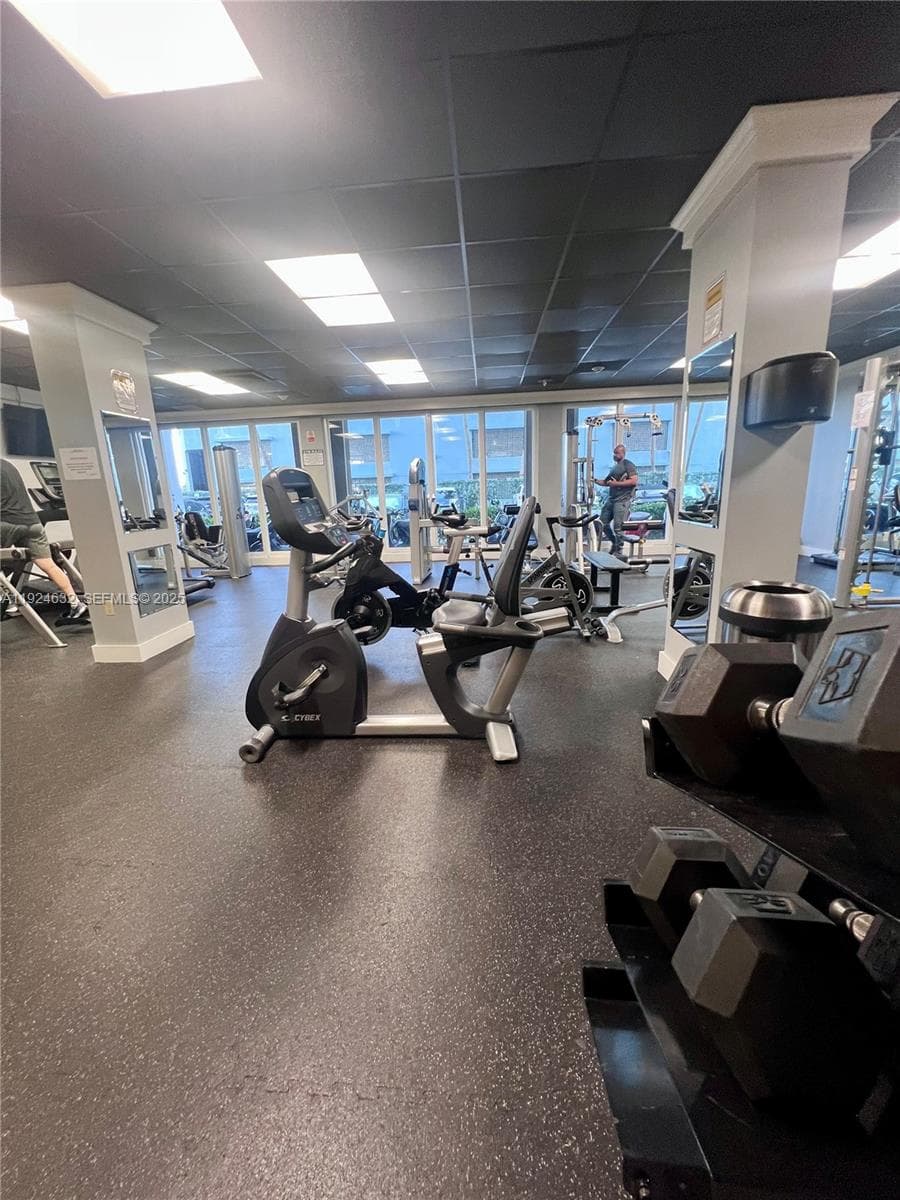 1865 79th St Cswy # 15G, North Bay Village FL 33141 — 15