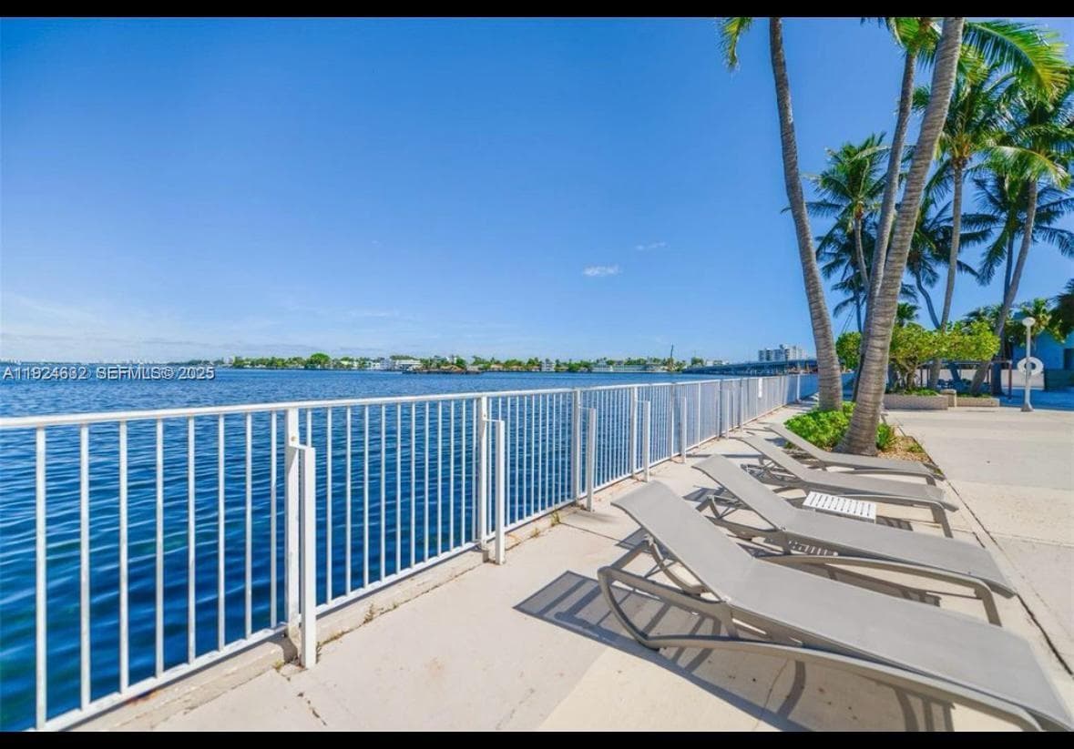 1865 79th St Cswy # 15G, North Bay Village FL 33141 — 4