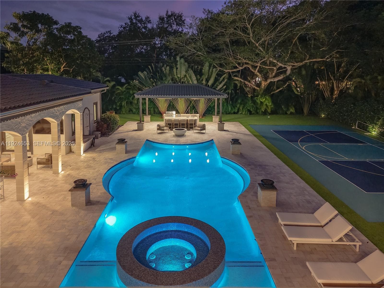 6080 SW 104th St, Pinecrest FL 33156 — 65