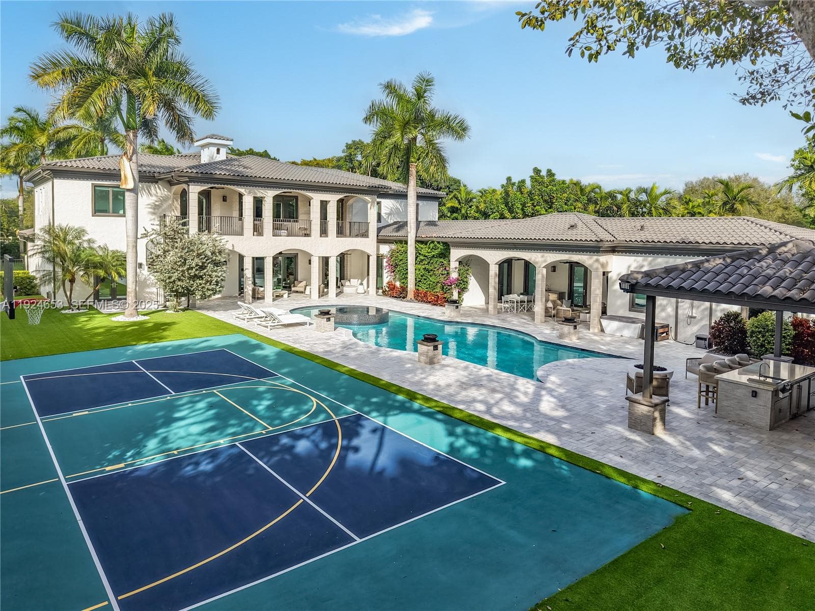 6080 SW 104th St, Pinecrest FL 33156 — 41