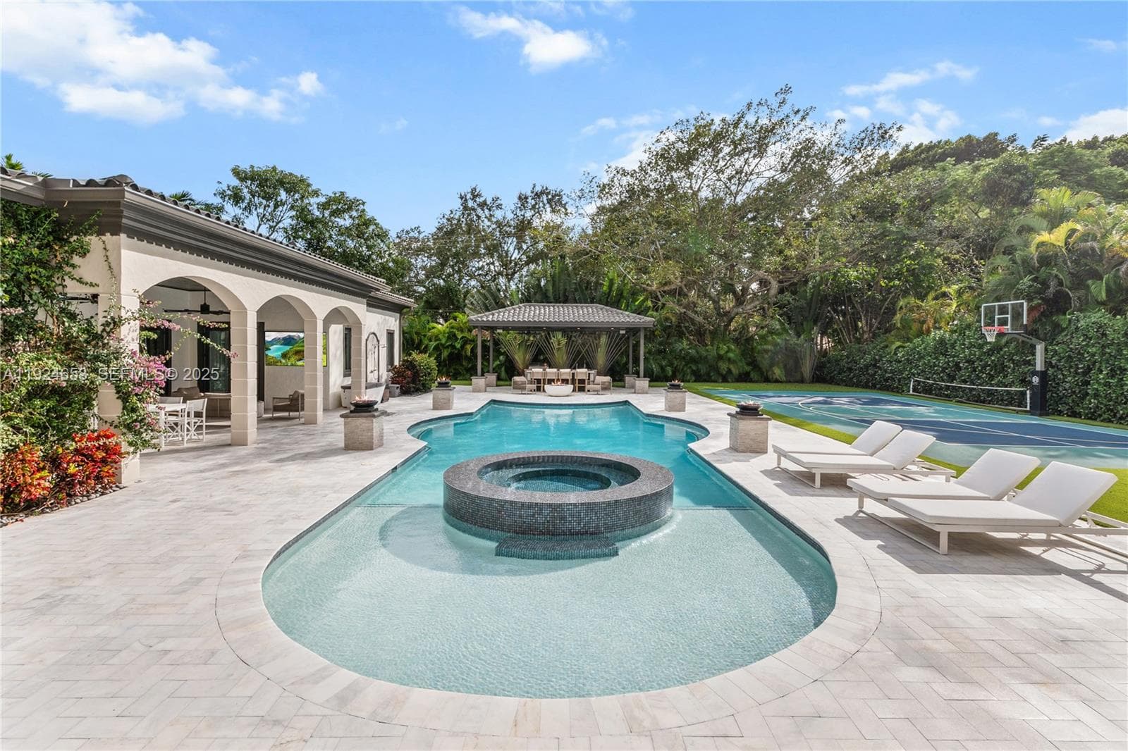 6080 SW 104th St, Pinecrest FL 33156 — 44