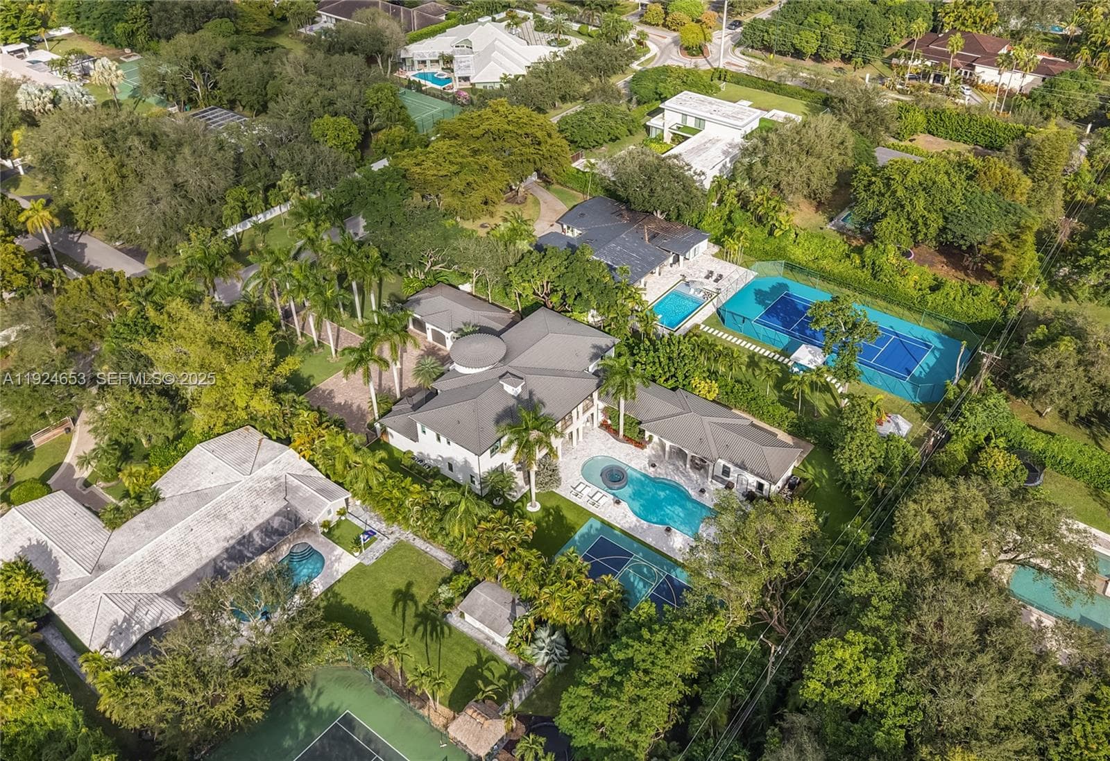6080 SW 104th St, Pinecrest FL 33156 — 64