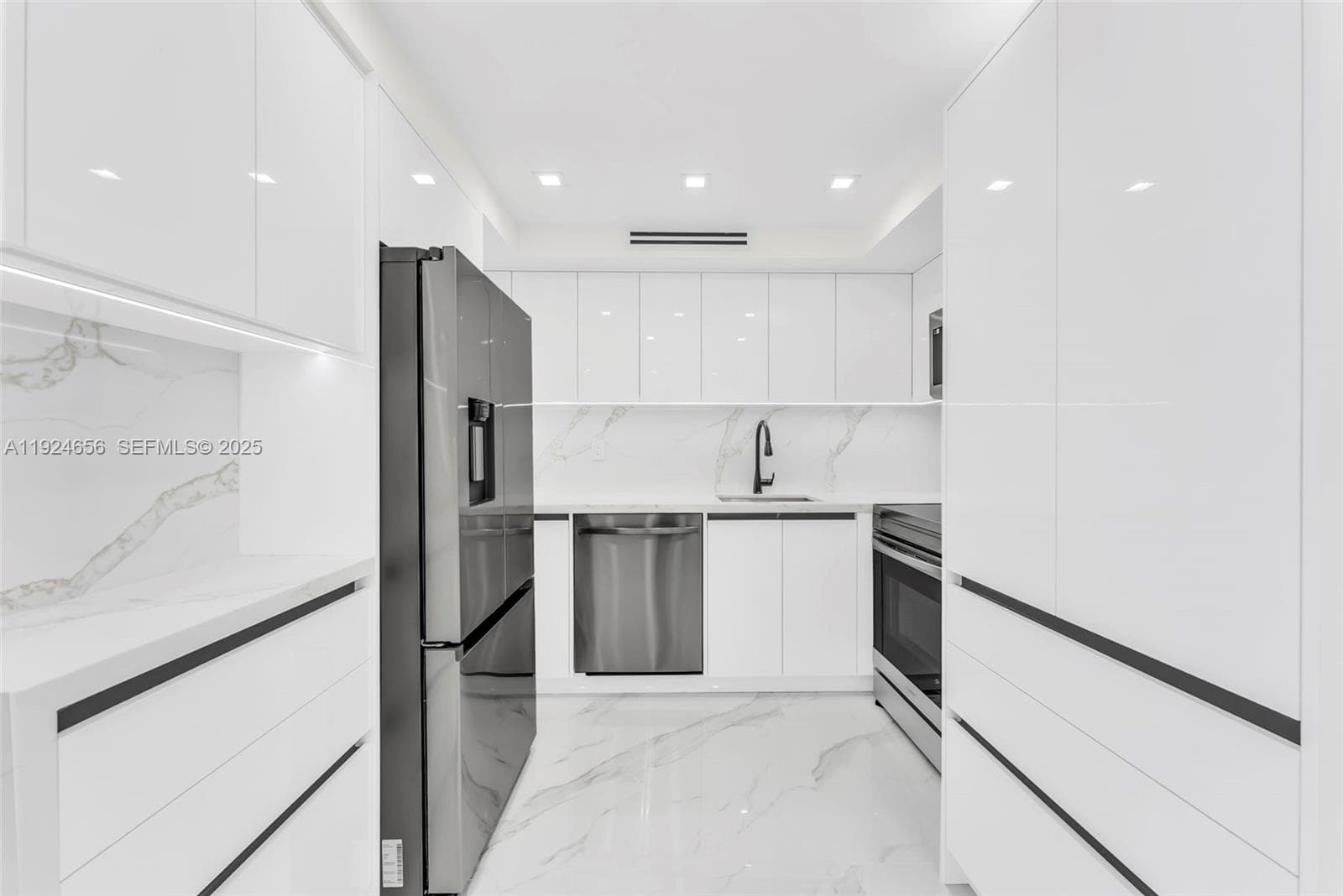 251 174th St # 1414, Sunny Isles Beach FL 33160 — 2