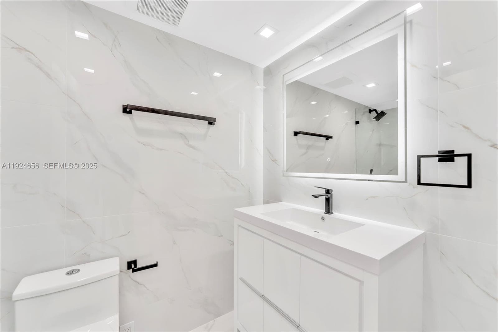 251 174th St # 1414, Sunny Isles Beach FL 33160 — 15