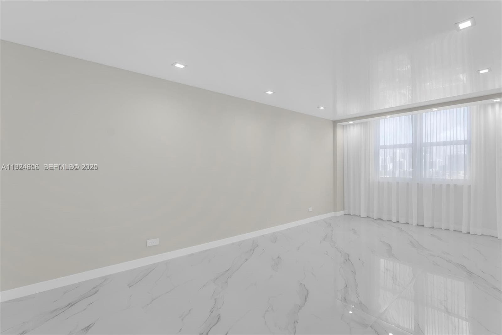 251 174th St # 1414, Sunny Isles Beach FL 33160 — 11