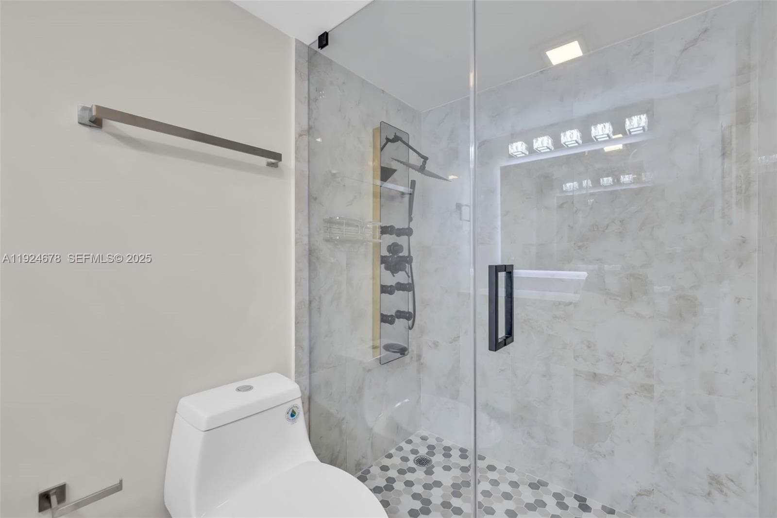 251 174th St # 1415, Sunny Isles Beach FL 33160 — 13