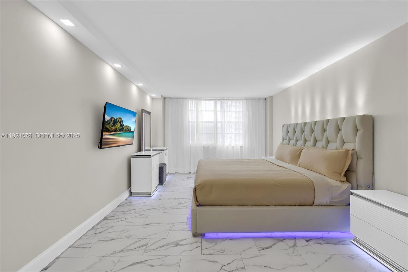 251 174th St # 1415, Sunny Isles Beach FL 33160 — 9