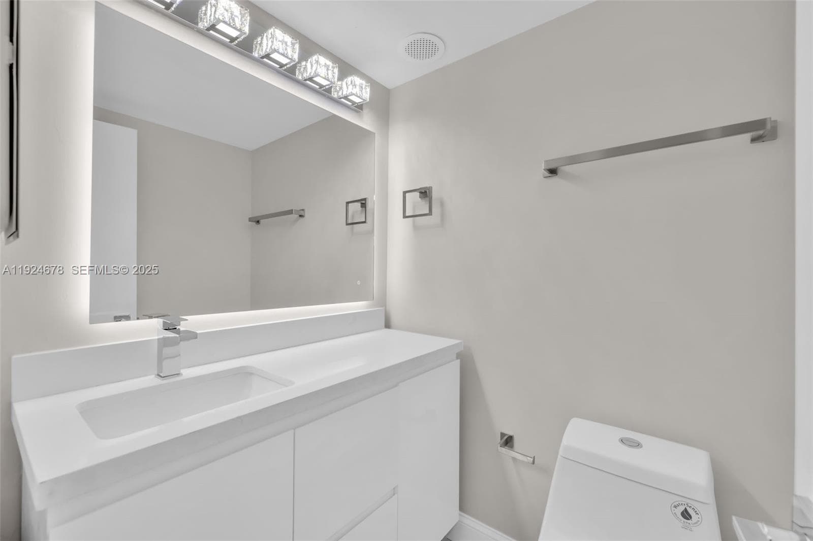 251 174th St # 1415, Sunny Isles Beach FL 33160 — 14
