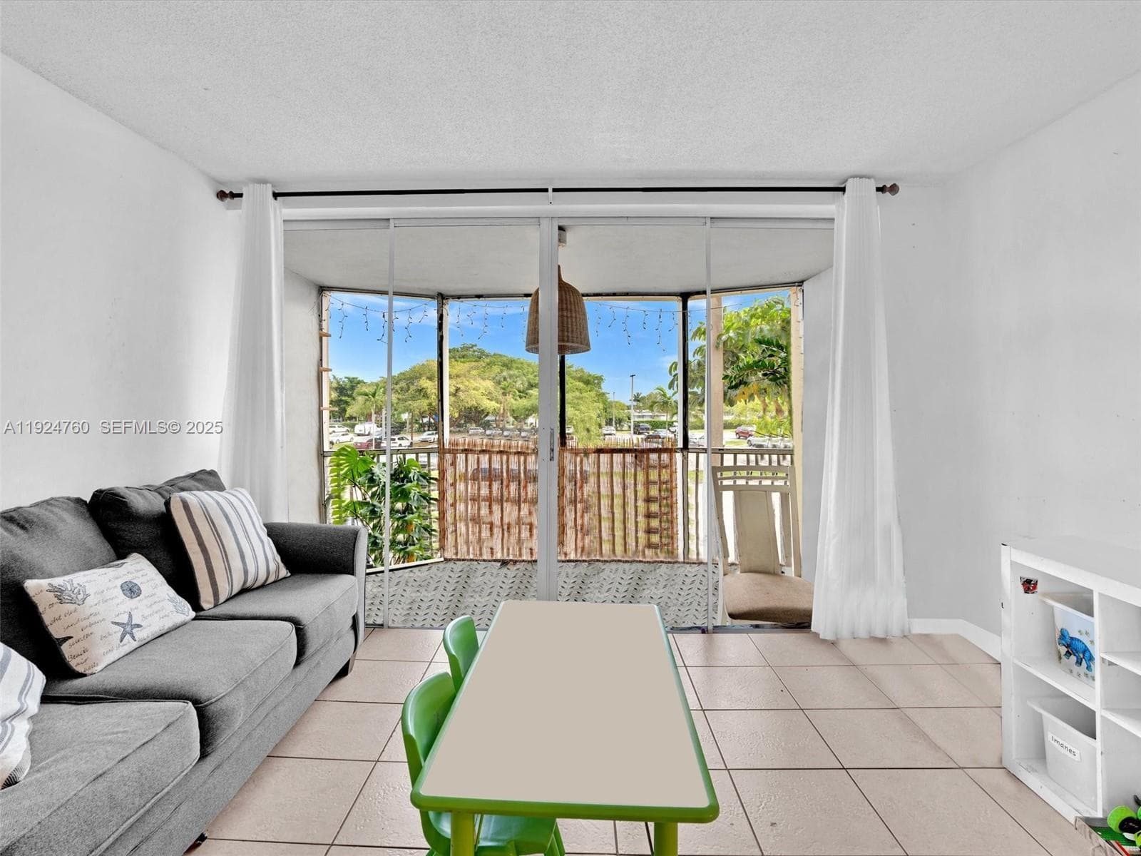 1780 NE 191st St # 2, Miami FL 33179 — 17