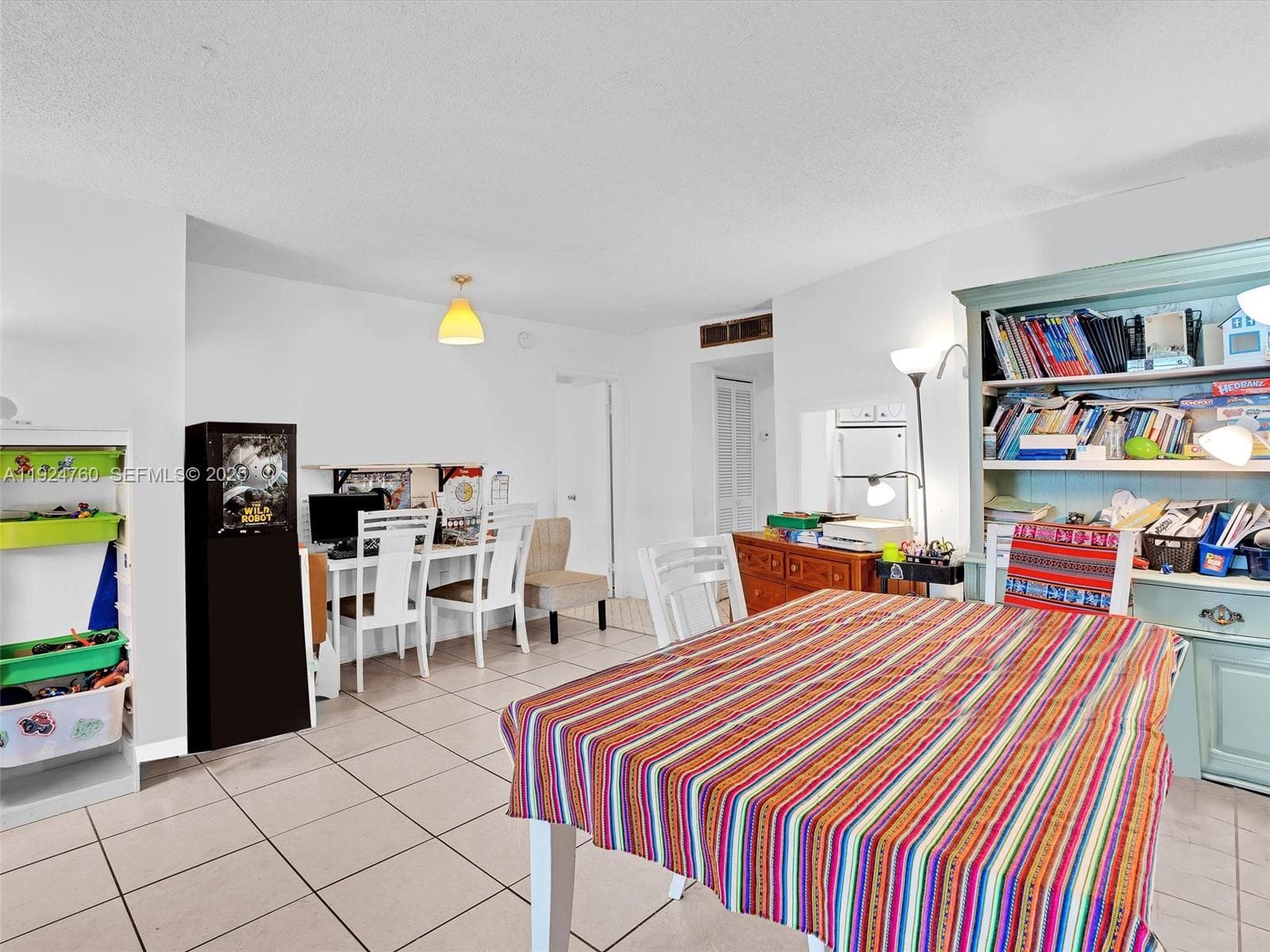 1780 NE 191st St # 2, Miami FL 33179 — 14