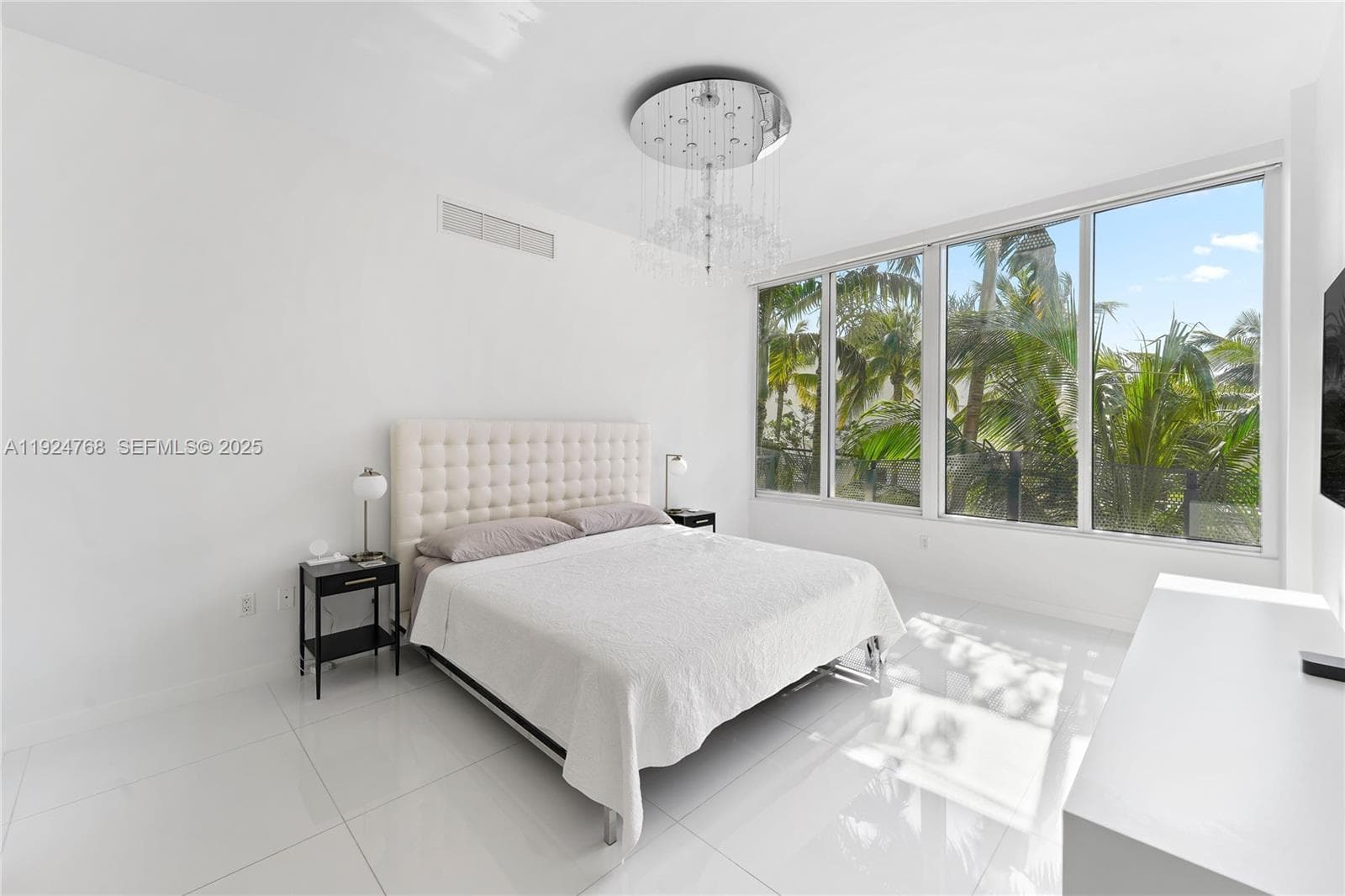 2100 Park Ave # 201, Miami Beach FL 33139 — 7