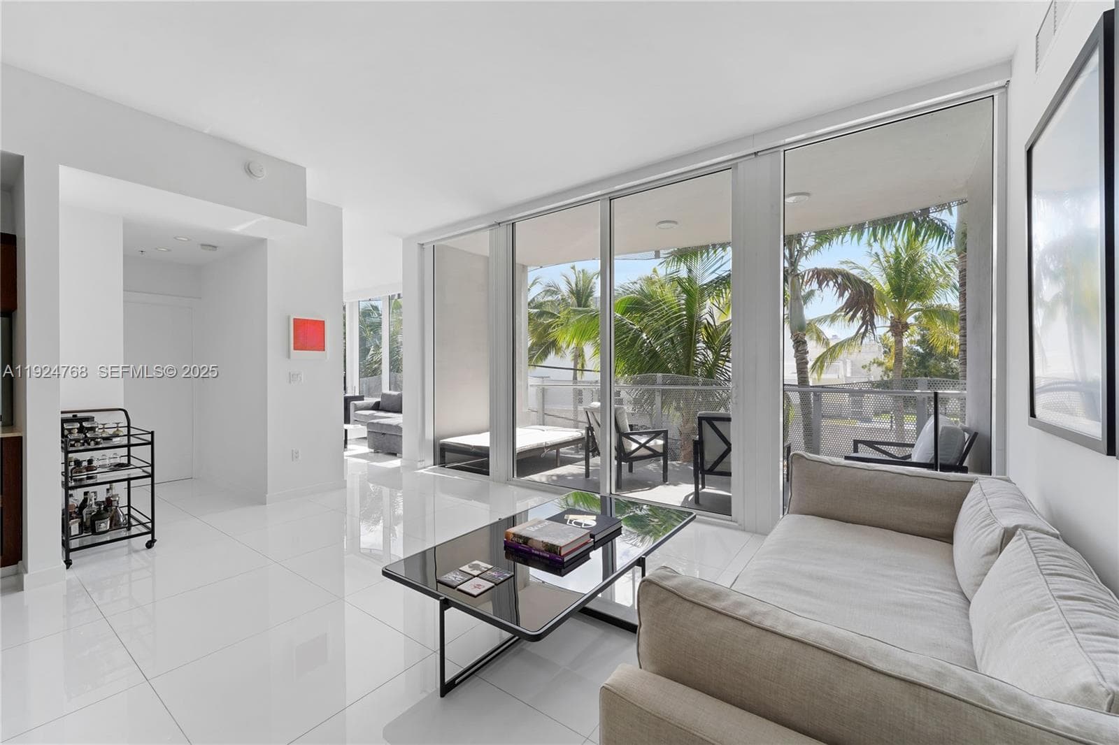 2100 Park Ave # 201, Miami Beach FL 33139 — 3