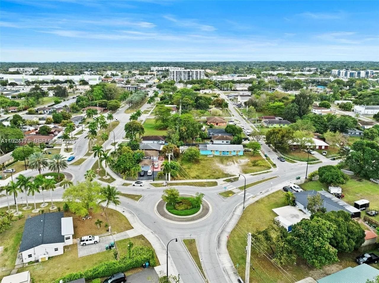 17611 SW 102 Ave, Perrine FL 33157 — 9