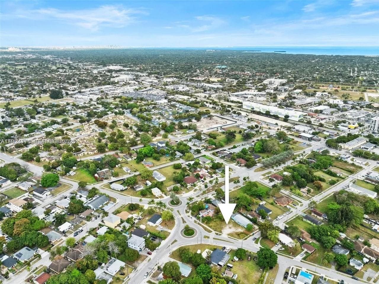 17611 SW 102 Ave, Perrine FL 33157 — 14