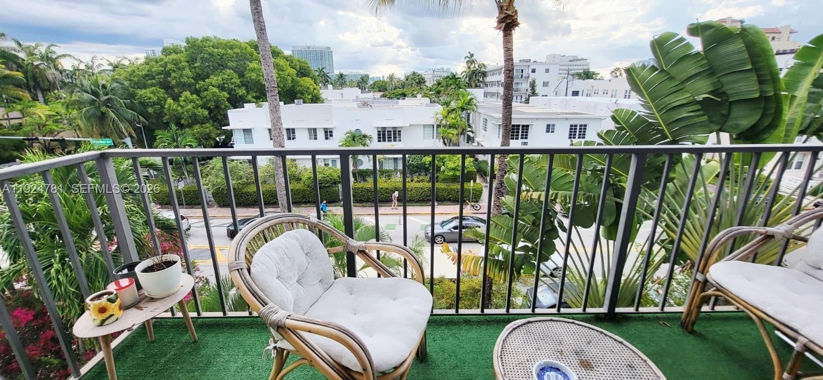 1605 Meridian Ave # 401, Miami Beach FL 33139 — 1