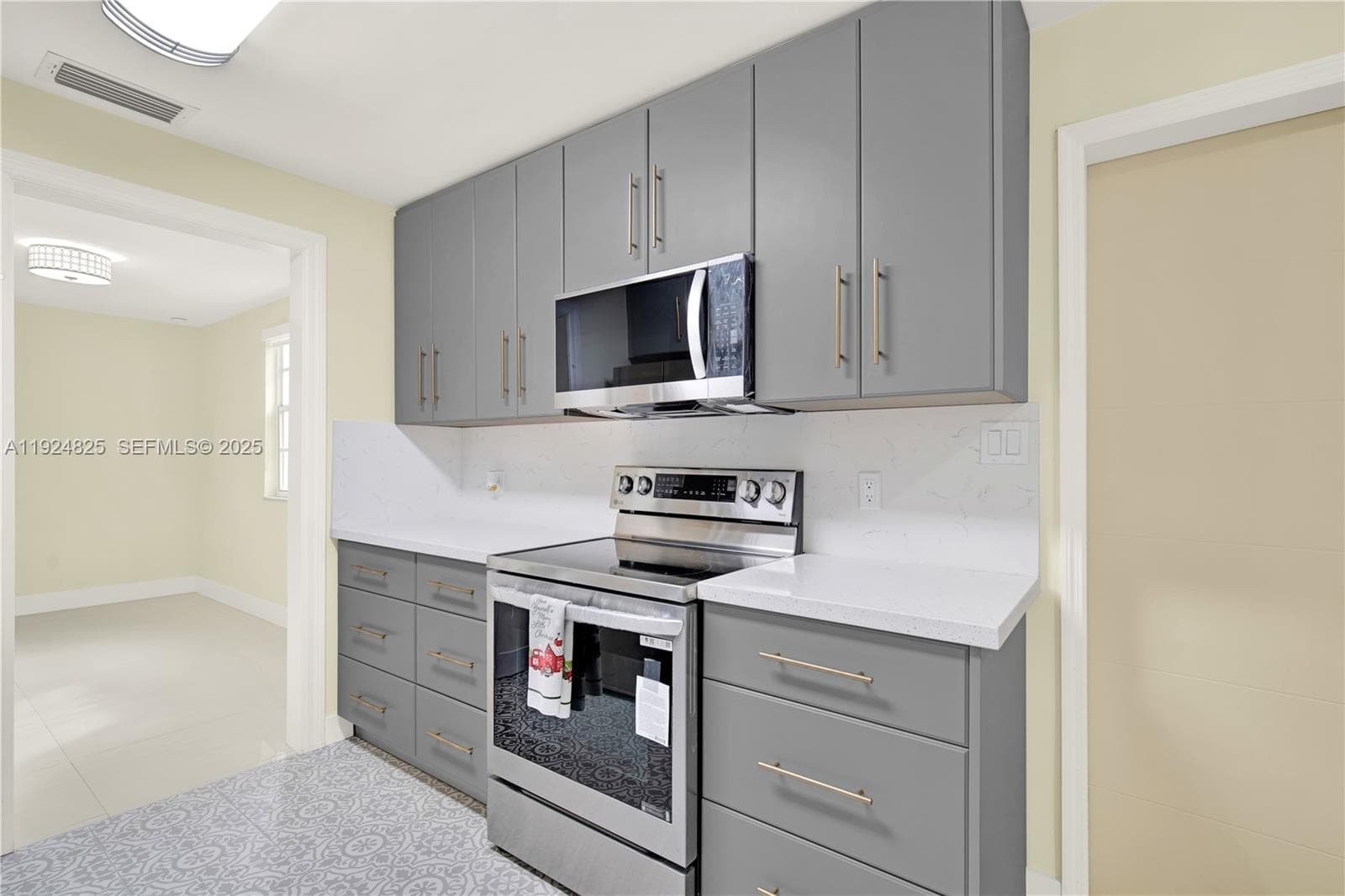 22820 SW 179th Pl, Miami FL 33170 — 35