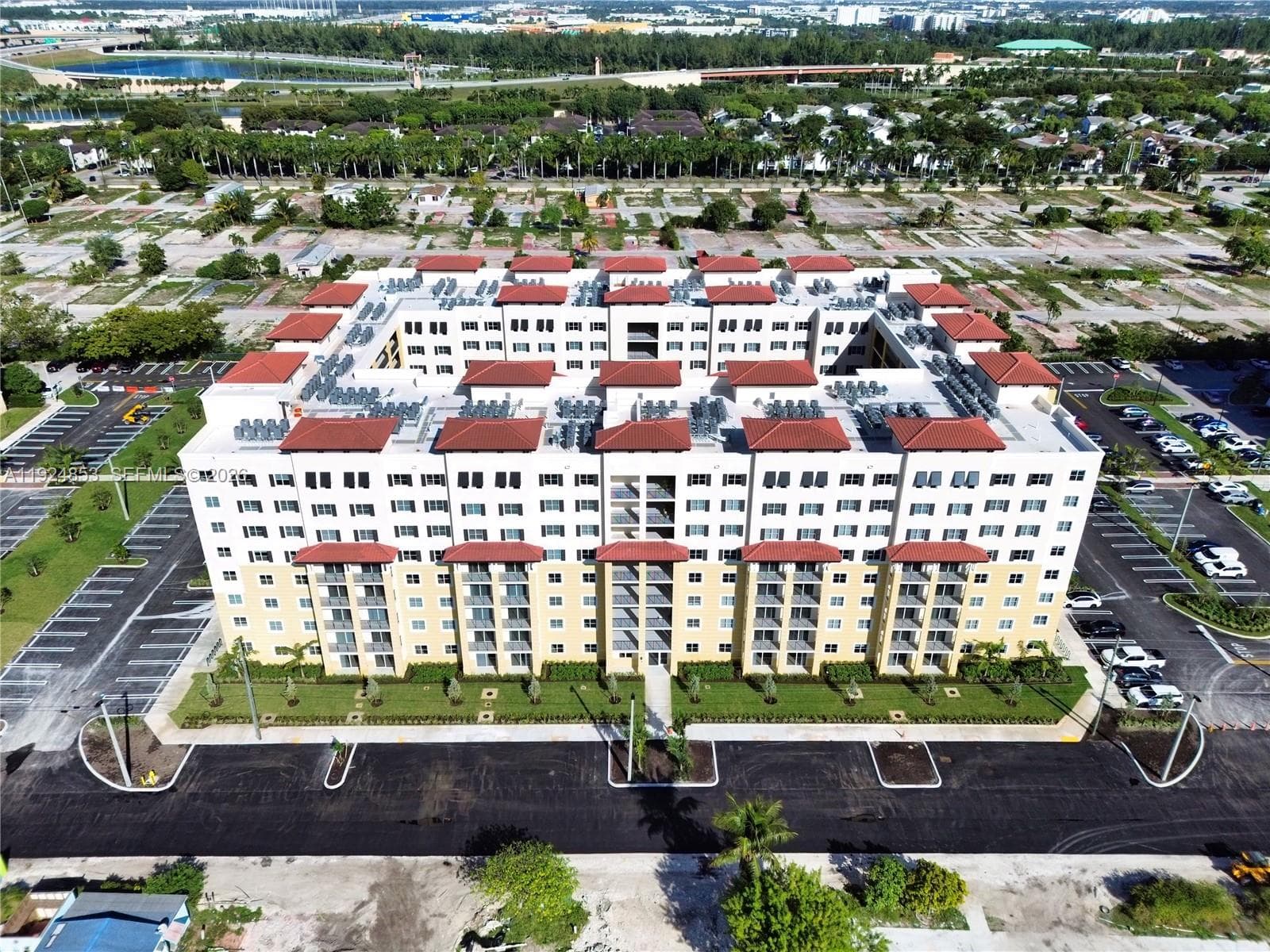 11239 NW 4th Ter, Sweetwater FL 33172 — 34