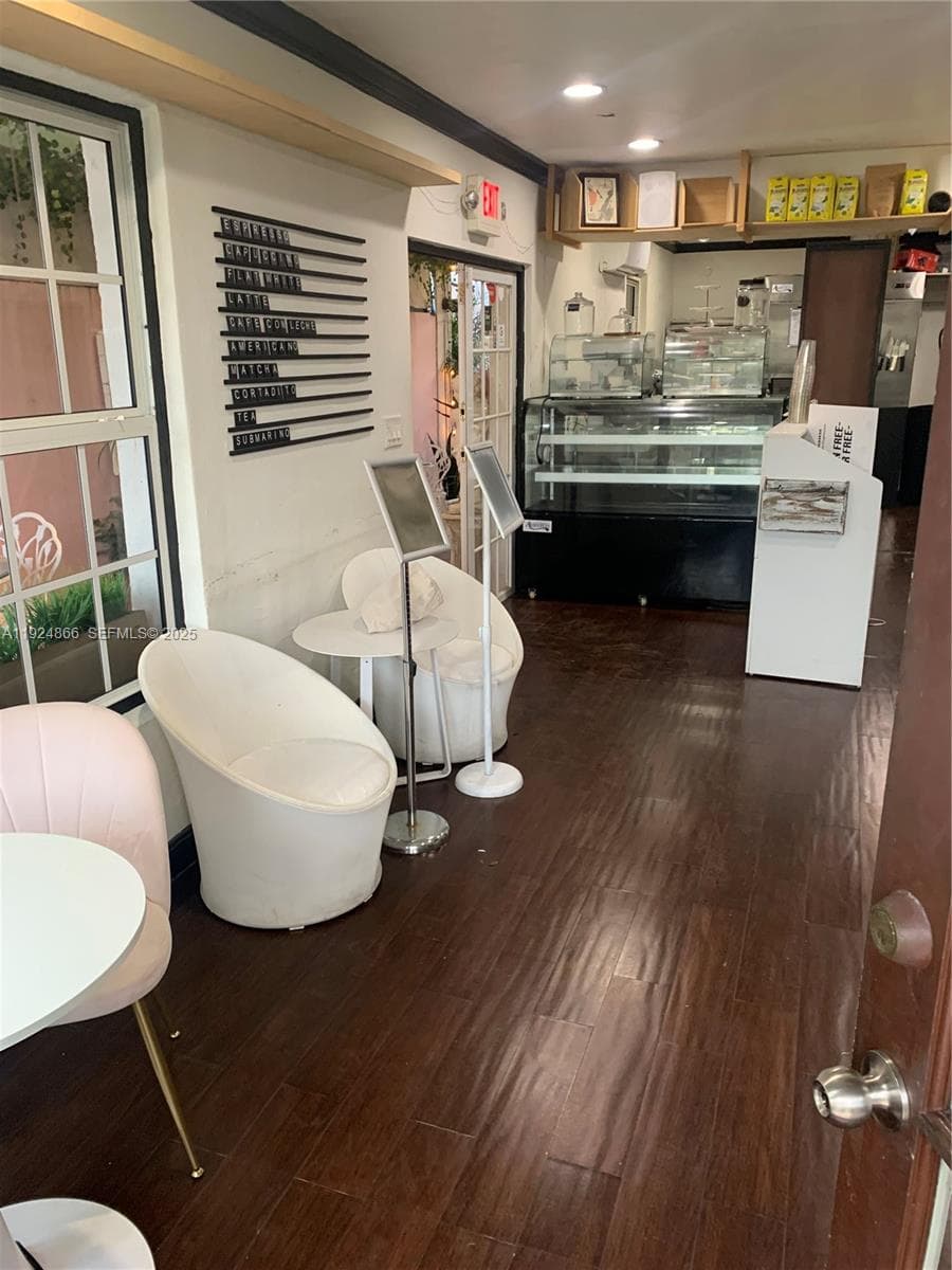 1239 Alton Rd, Miami Beach FL 33139 — 12