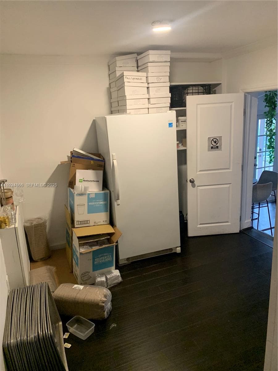 1239 Alton Rd, Miami Beach FL 33139 — 10