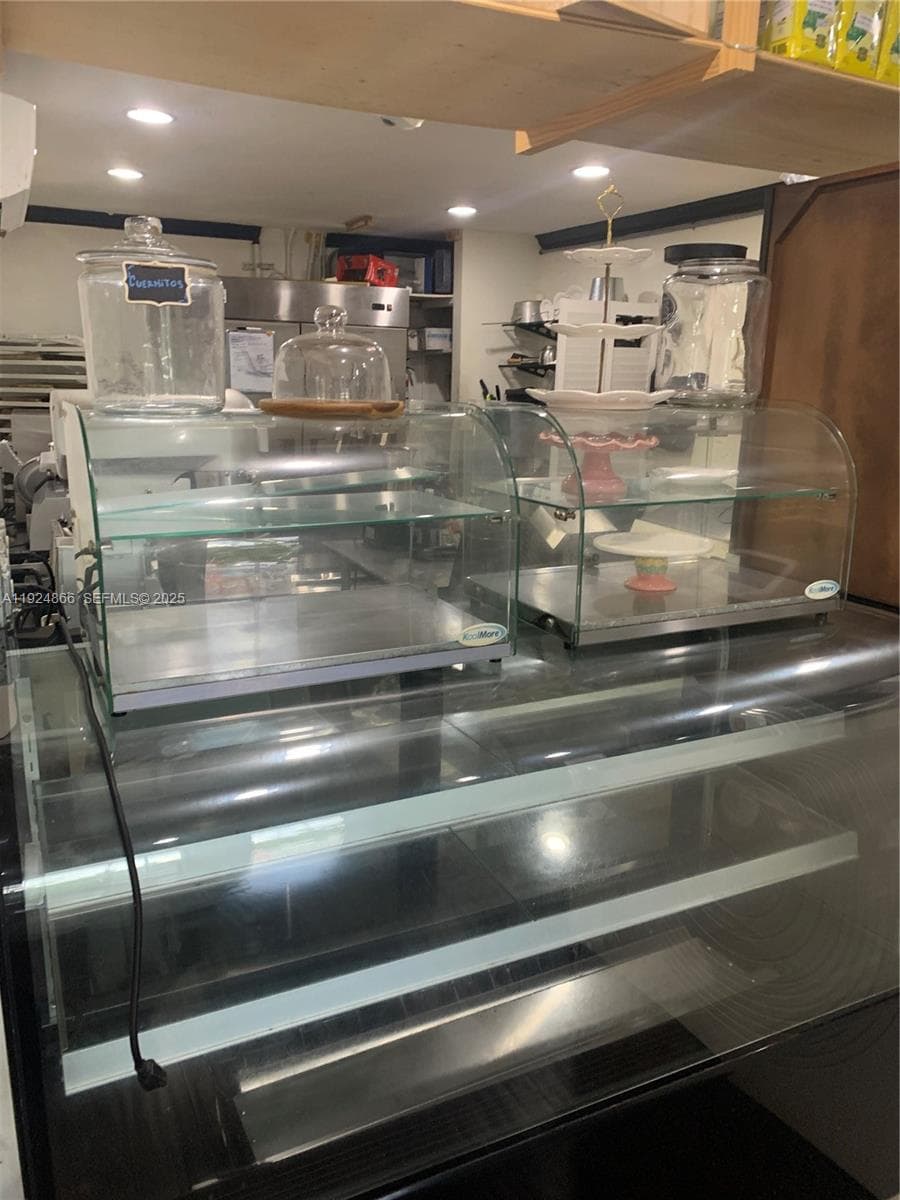 1239 Alton Rd, Miami Beach FL 33139 — 14
