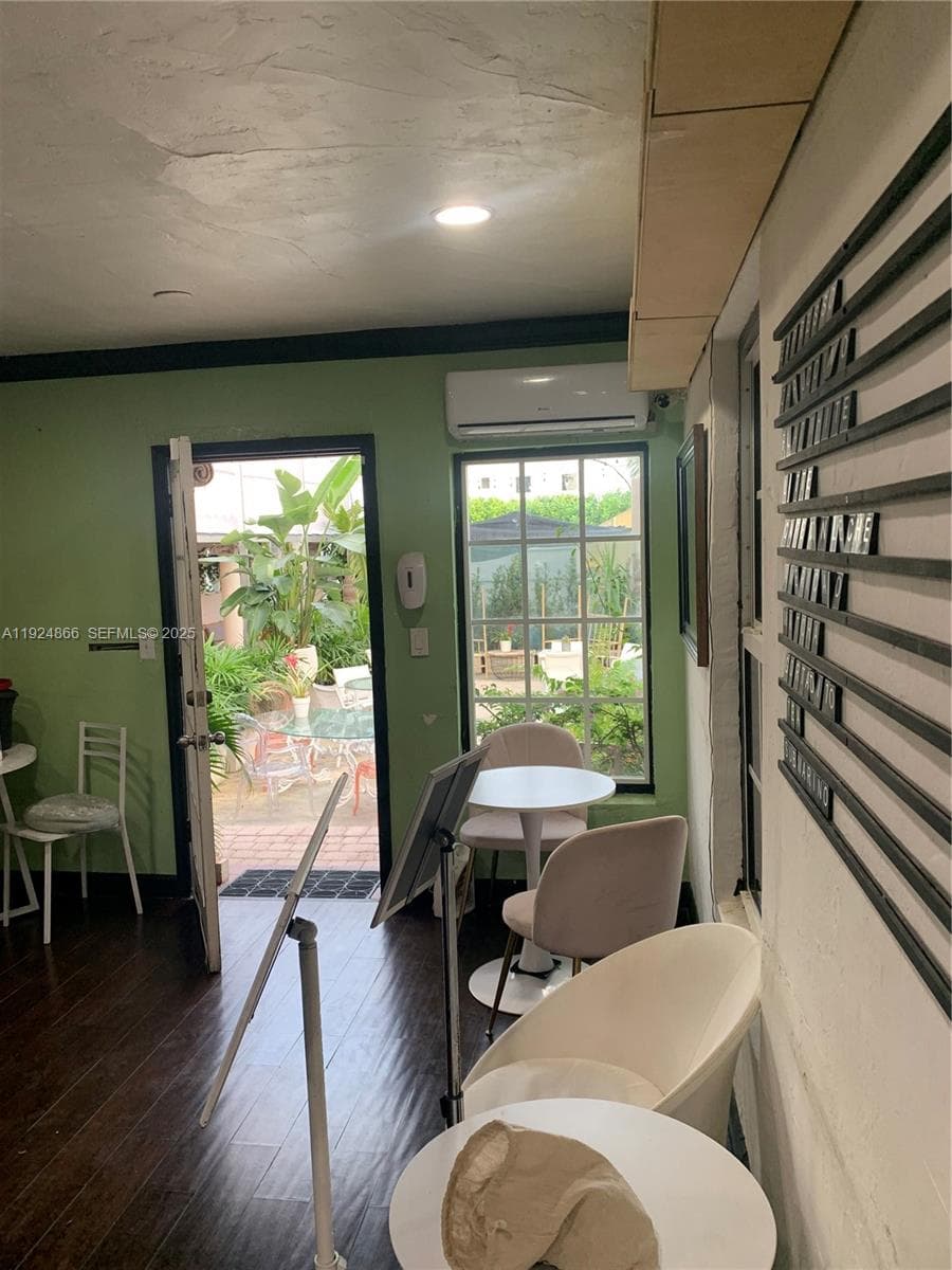 1239 Alton Rd, Miami Beach FL 33139 — 18