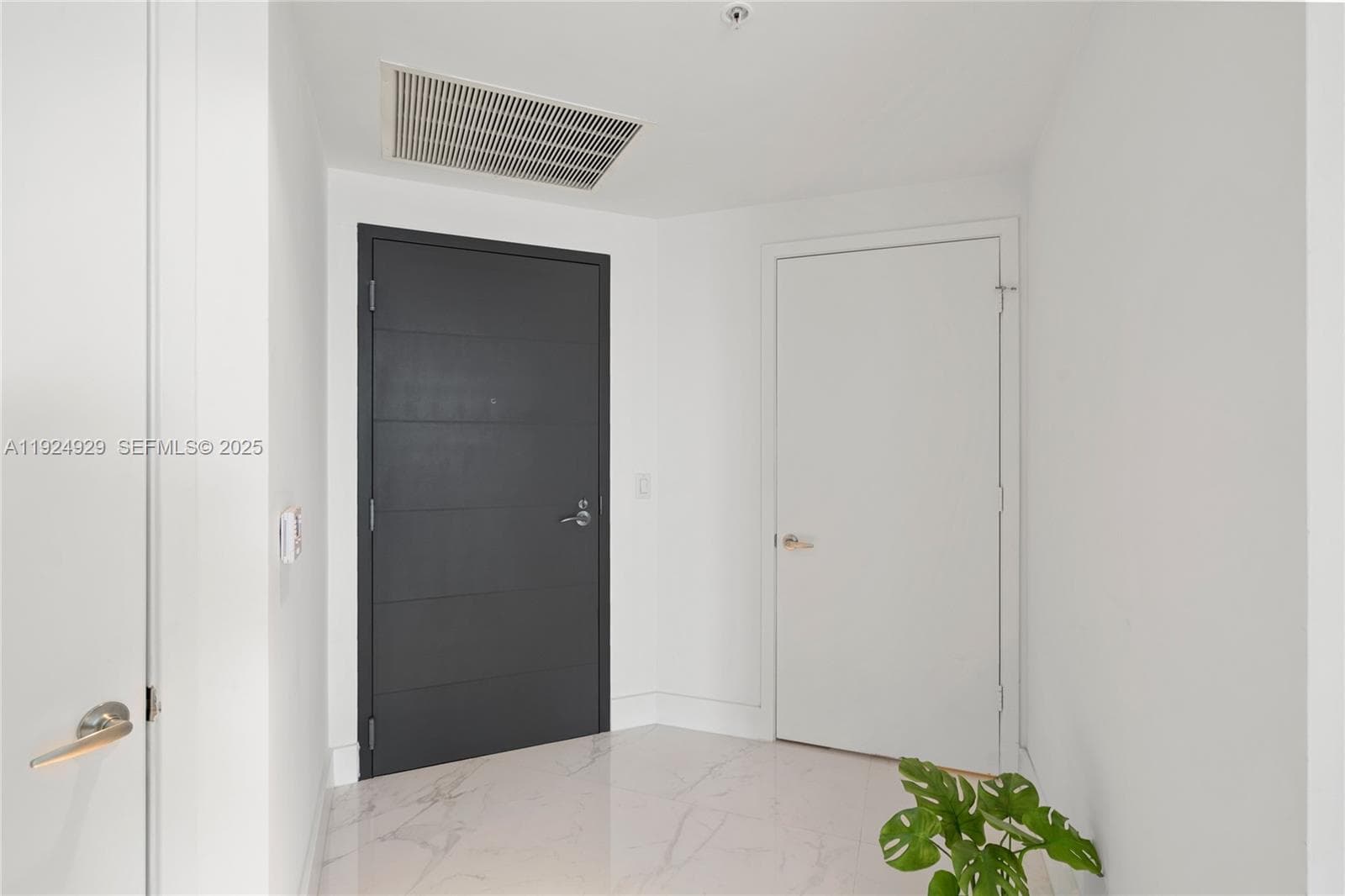 17111 Biscayne Blvd # 2002, North Miami Beach FL 33160 — 47