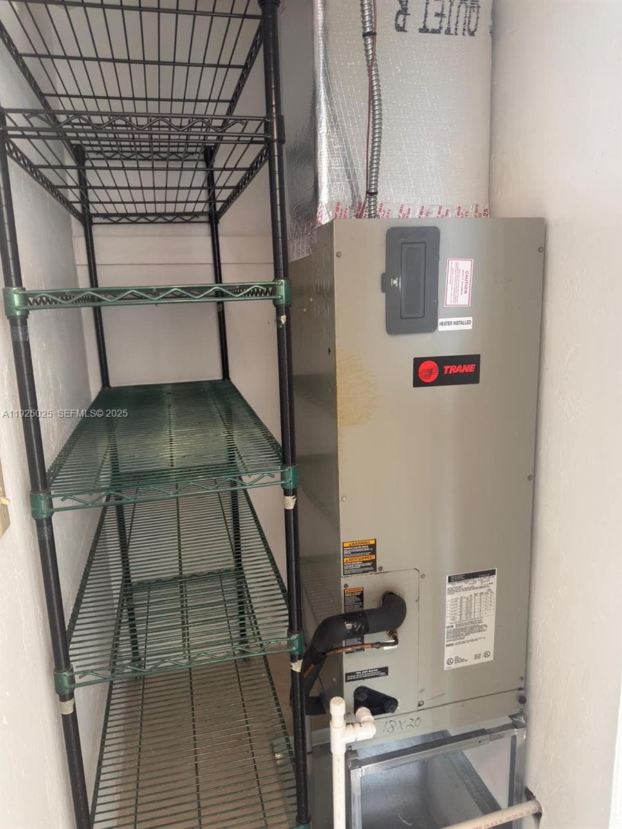 7800 carlyle Ave. # 6C, Miami Beach FL 33141 — 17