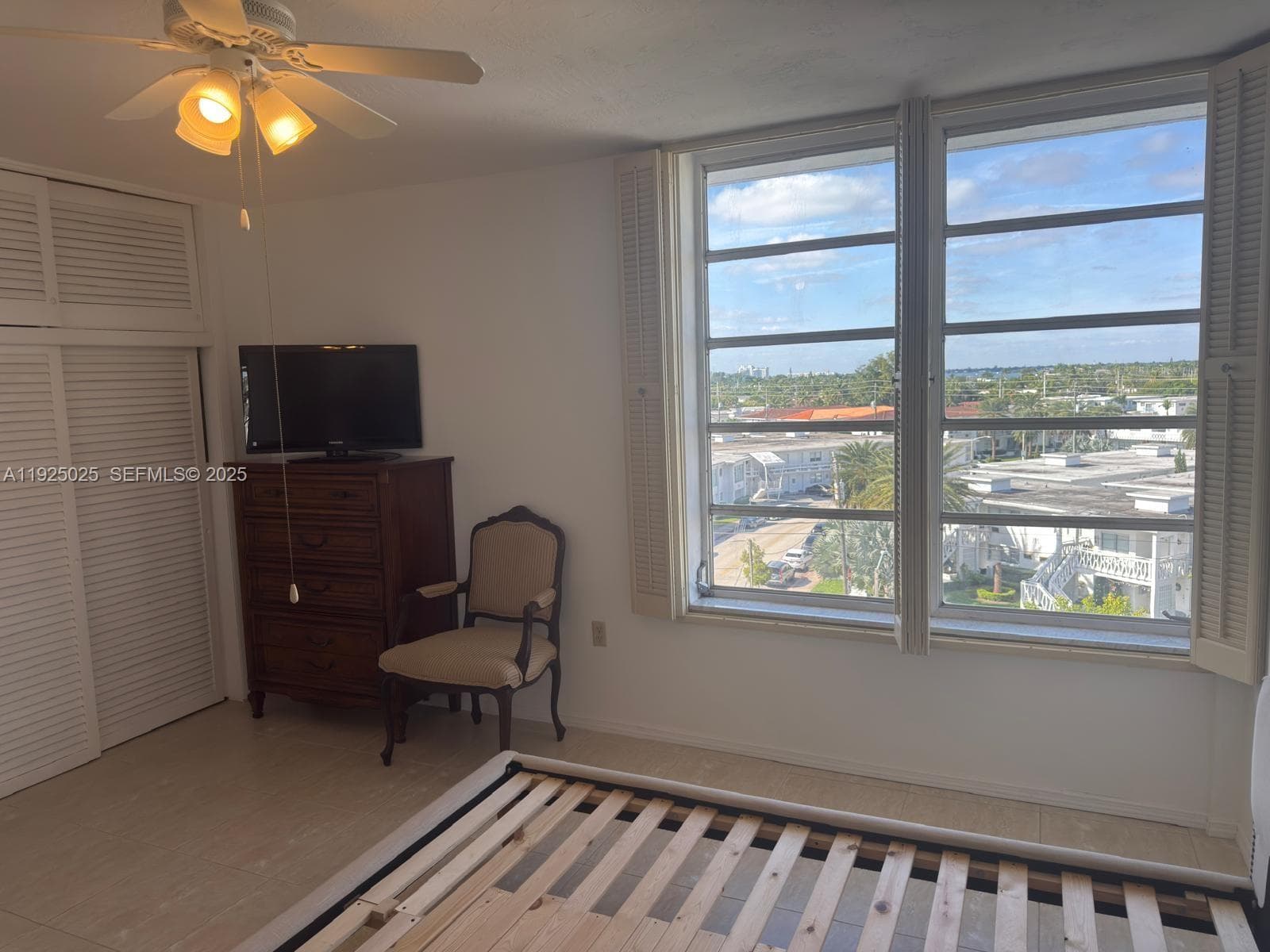 7800 carlyle Ave. # 6C, Miami Beach FL 33141 — 11