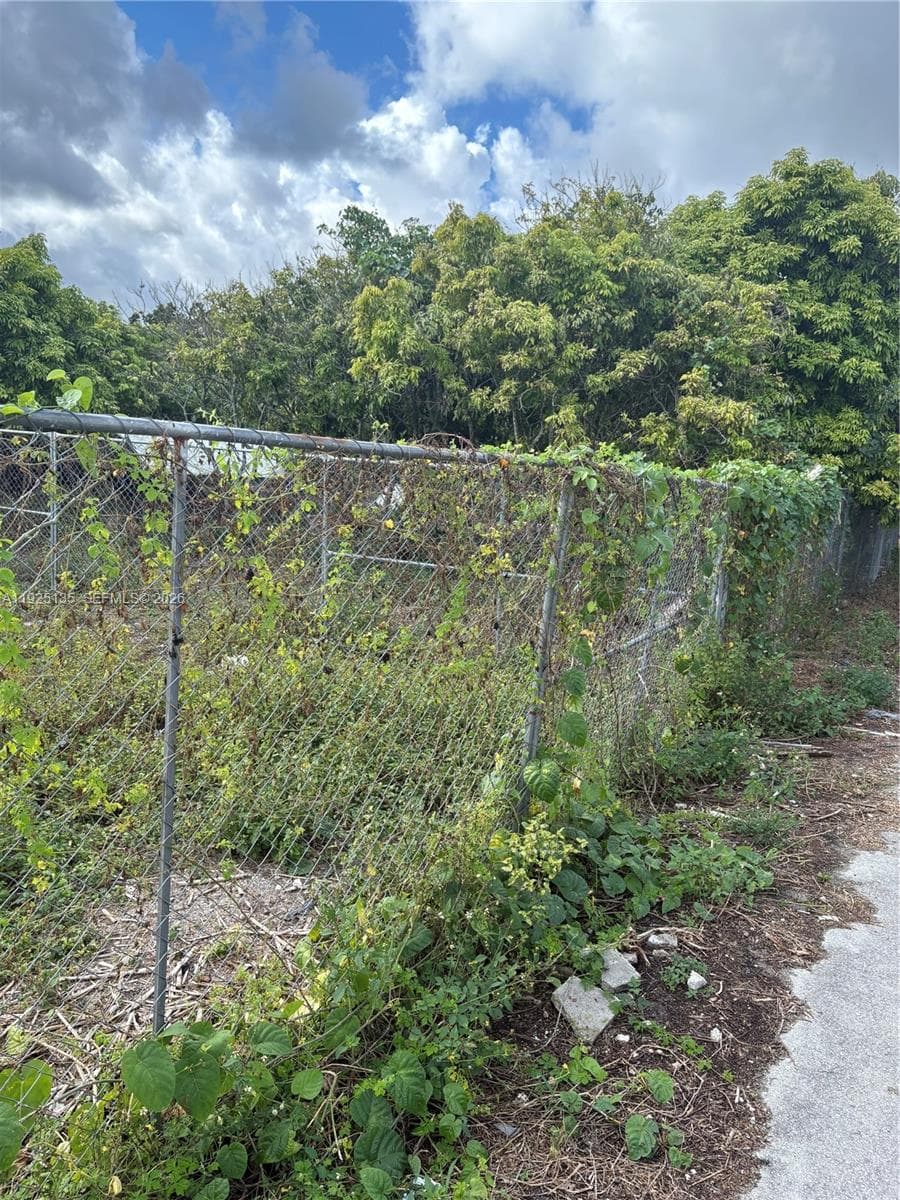 Krome Avenue, Miami FL 33196 — 8