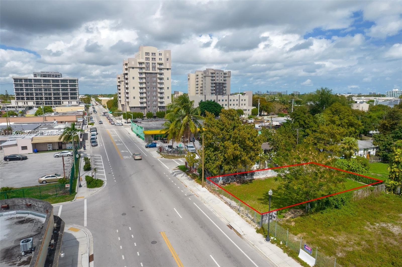 7635 NE 2nd Ave, Miami FL 33138 — 18