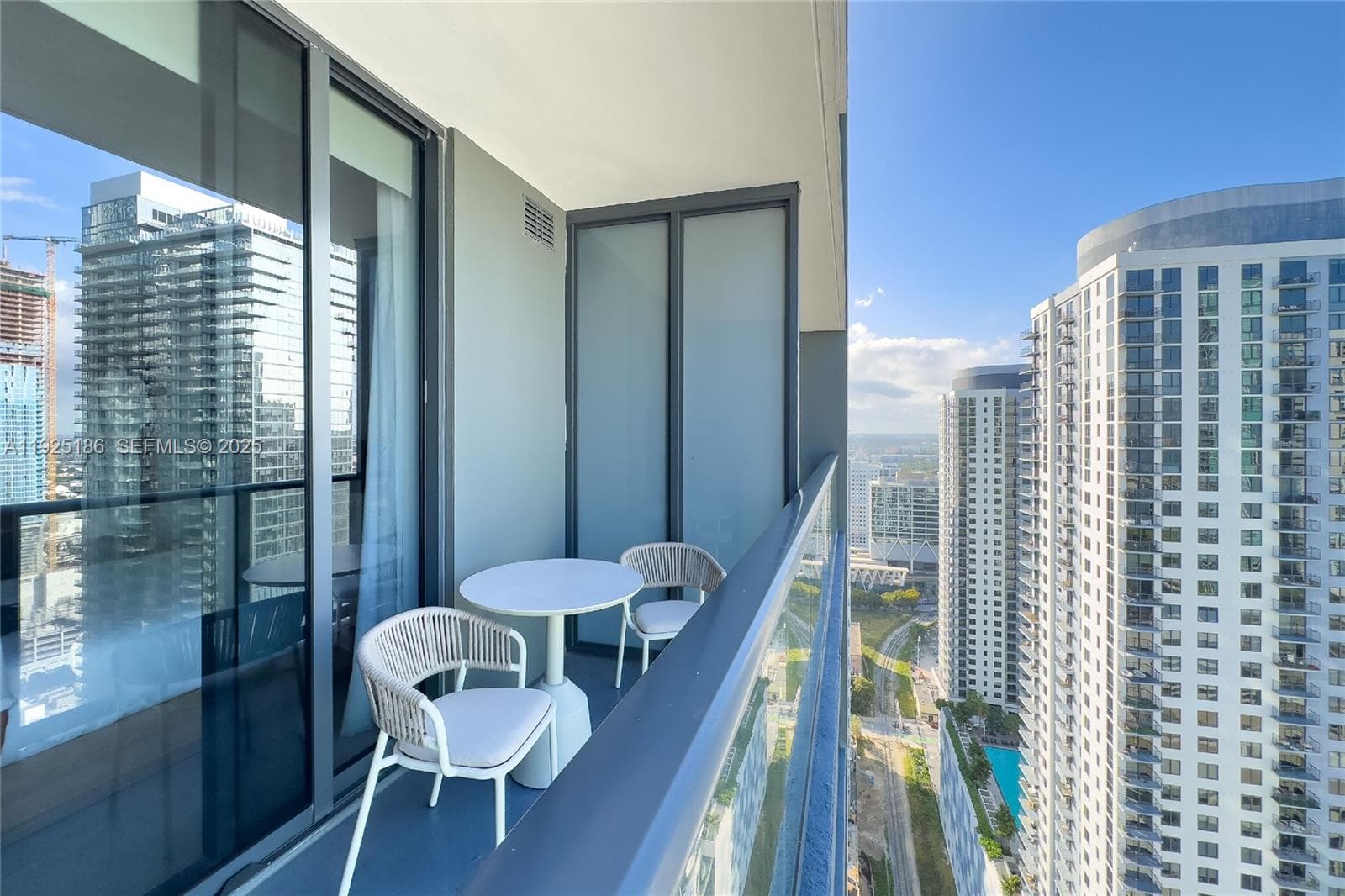 601 NE 1st Av # 3401, Miami FL 33132 — 53