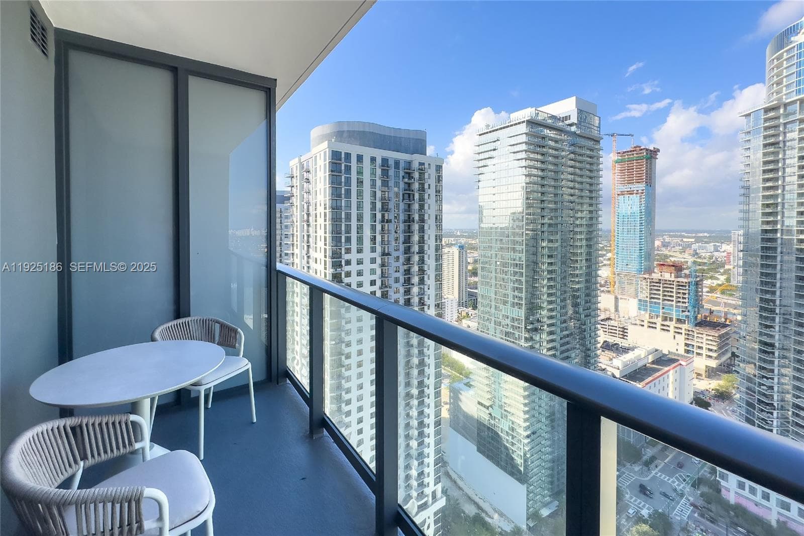 601 NE 1st Av # 3401, Miami FL 33132 — 54