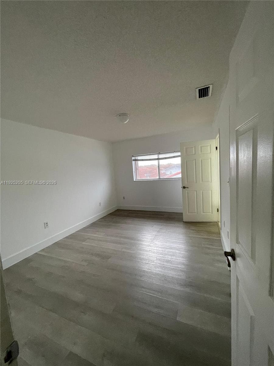 3375 W 76th St # 211, Hialeah FL 33018 — 6