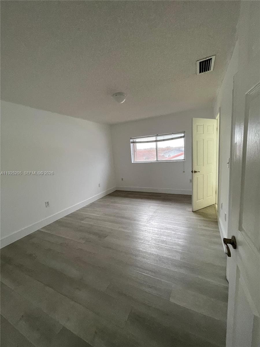 3375 W 76th St # 211, Hialeah FL 33018 — 13