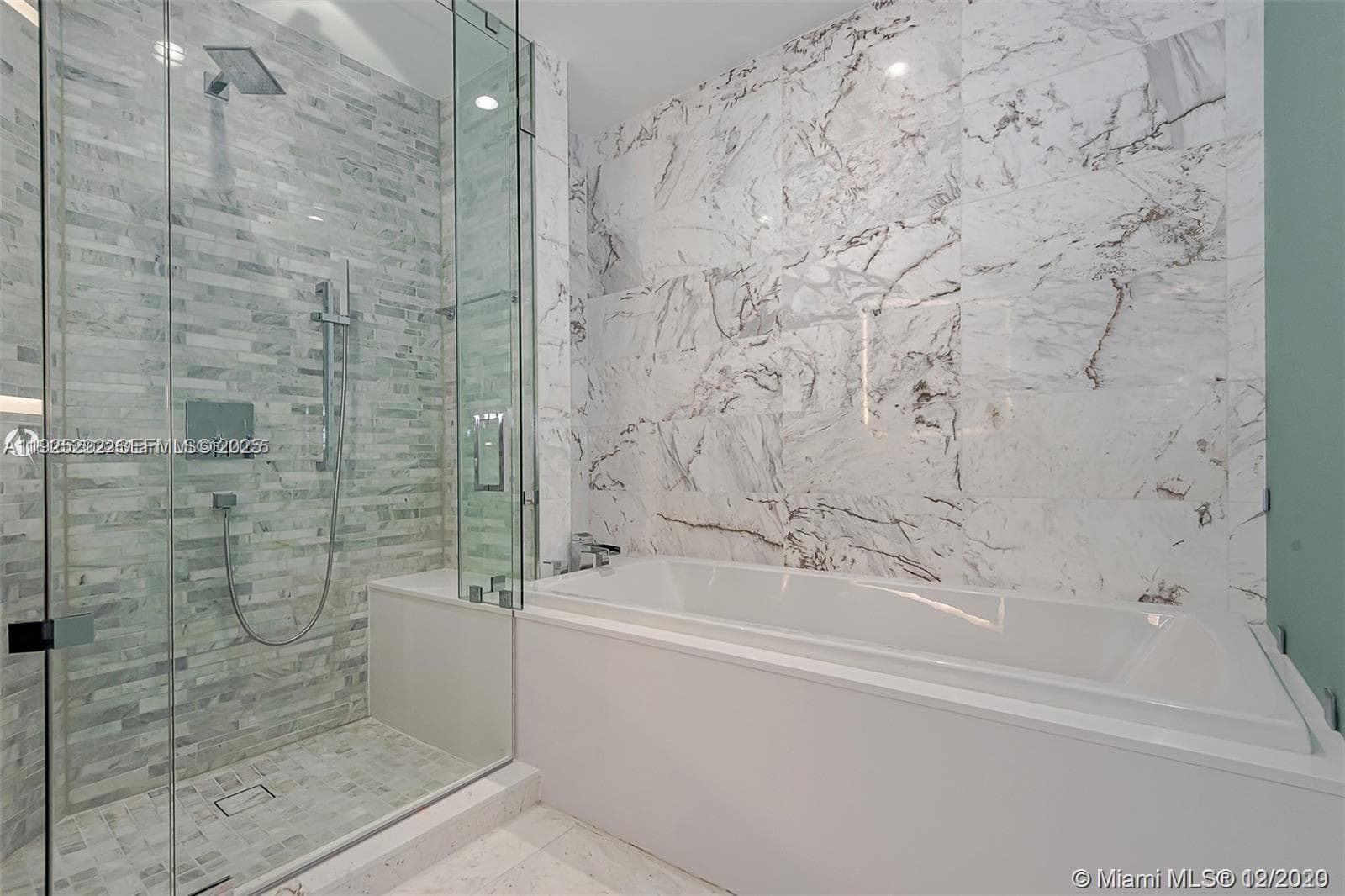 851 NE 1st Ave # 1608, Miami FL 33132 — 6