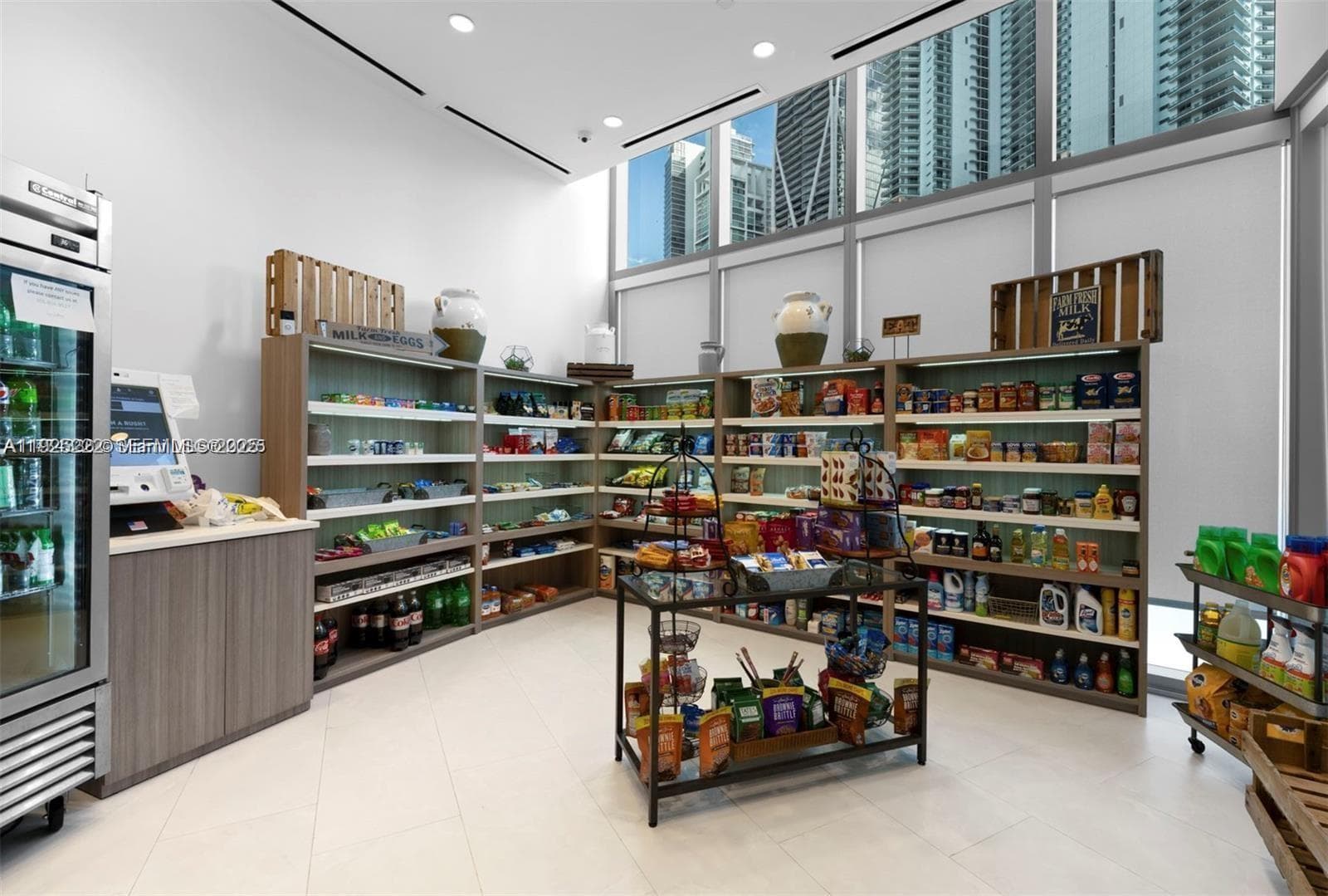851 NE 1st Ave # 1608, Miami FL 33132 — 26